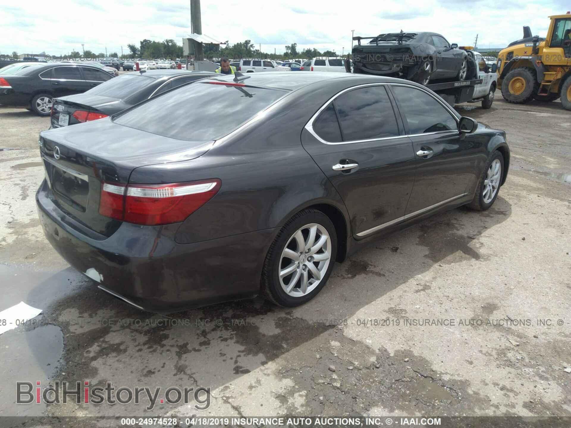 2008 LEXUS LS - VIN: JTHBL46FX85078334 - Photo 4