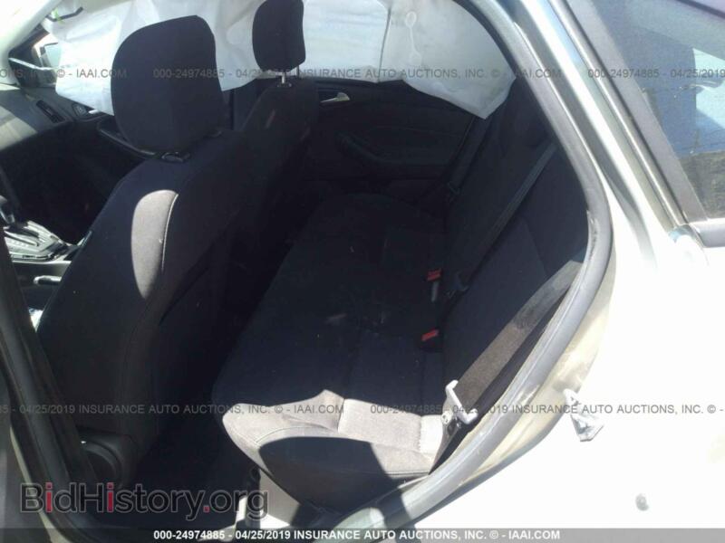 2016 Ford FOCUS (VIN 1FADP3F28GL268364) — фото 8 из 10