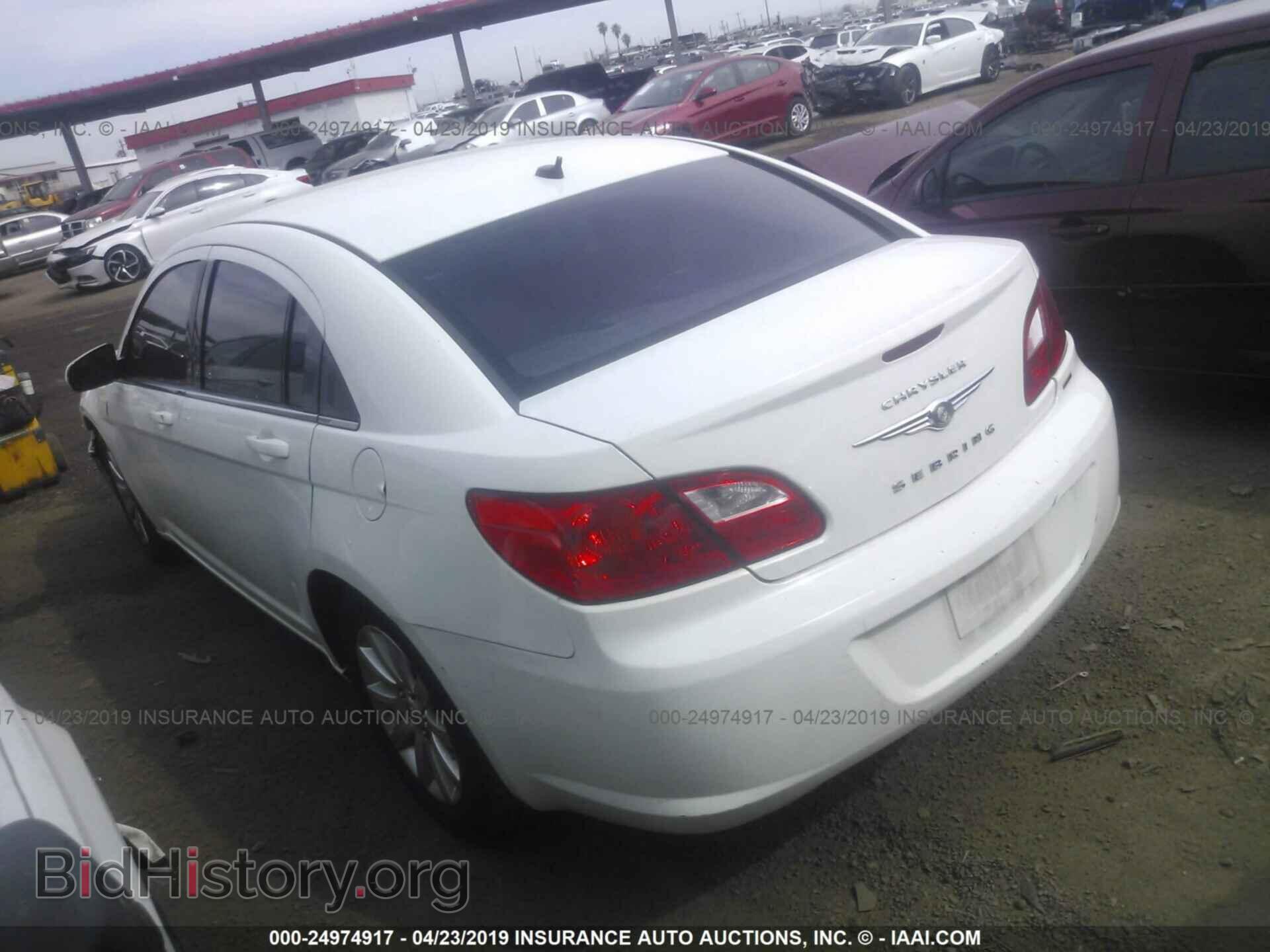2010 CHRYSLER SEBRING - VIN: 1C3CC5FBXAN152550 - Фото 3