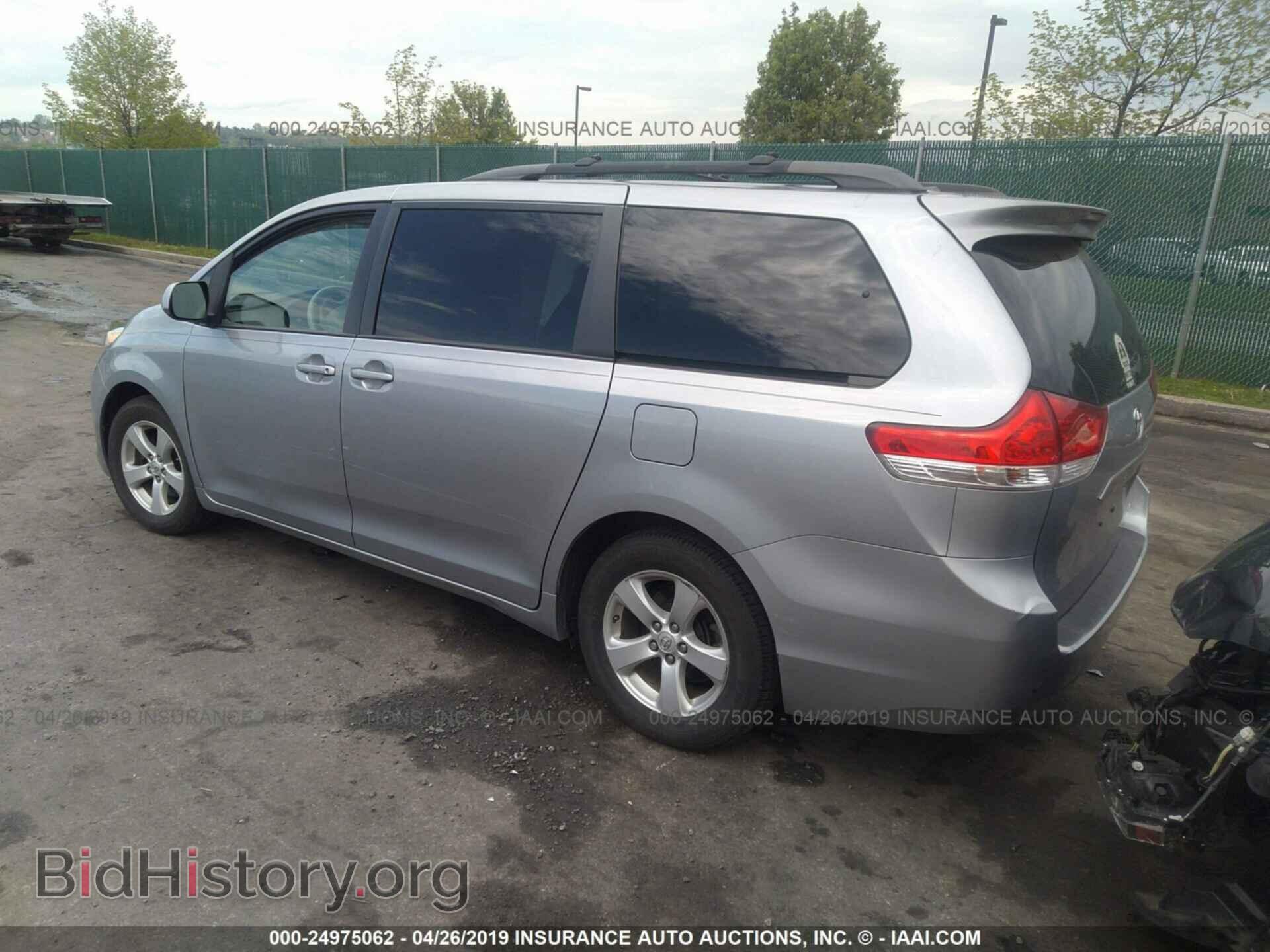 2012 TOYOTA SIENNA - VIN: 5TDKK3DC9CS277966 - Фото 3