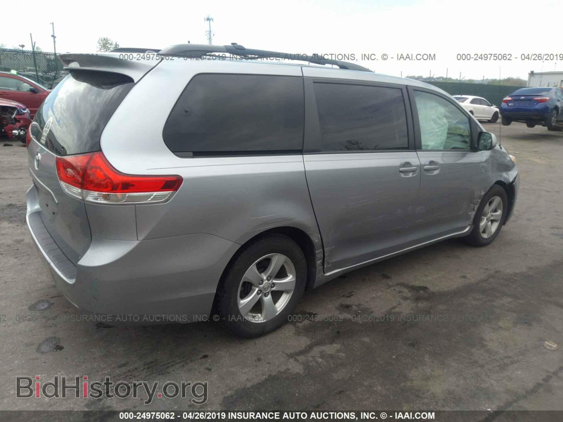 2012 TOYOTA SIENNA - VIN: 5TDKK3DC9CS277966 - Фото 4