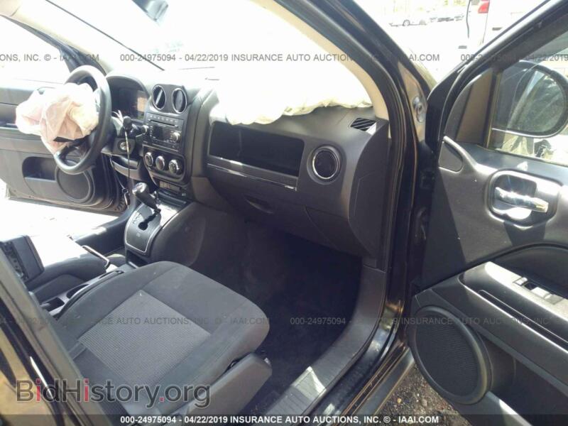 2012 Jeep COMPASS (VIN 1C4NJDBB7CD676516) — фото 5 из 10