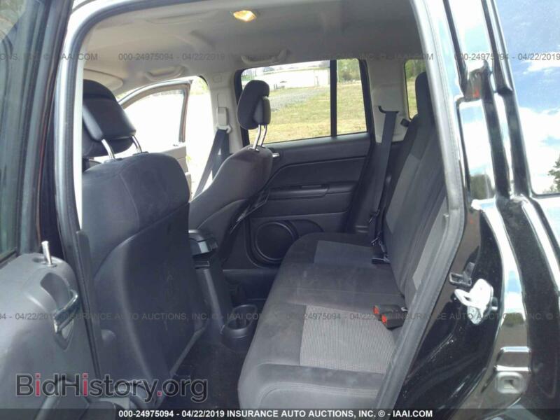 2012 Jeep COMPASS (VIN 1C4NJDBB7CD676516) — фото 8 из 10