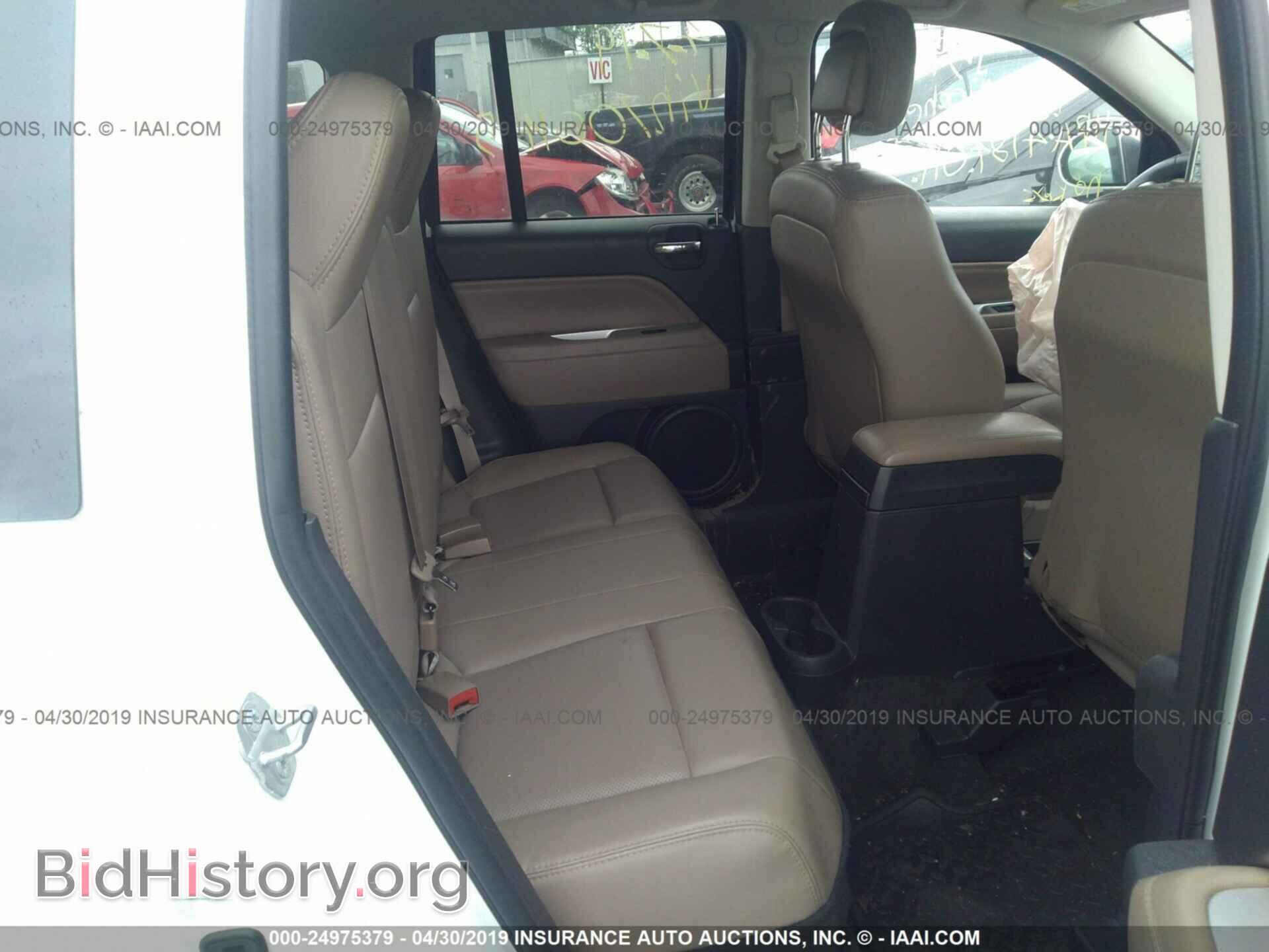 2014 JEEP COMPASS - VIN: 1C4NJDCB5ED706145 - Фото 8