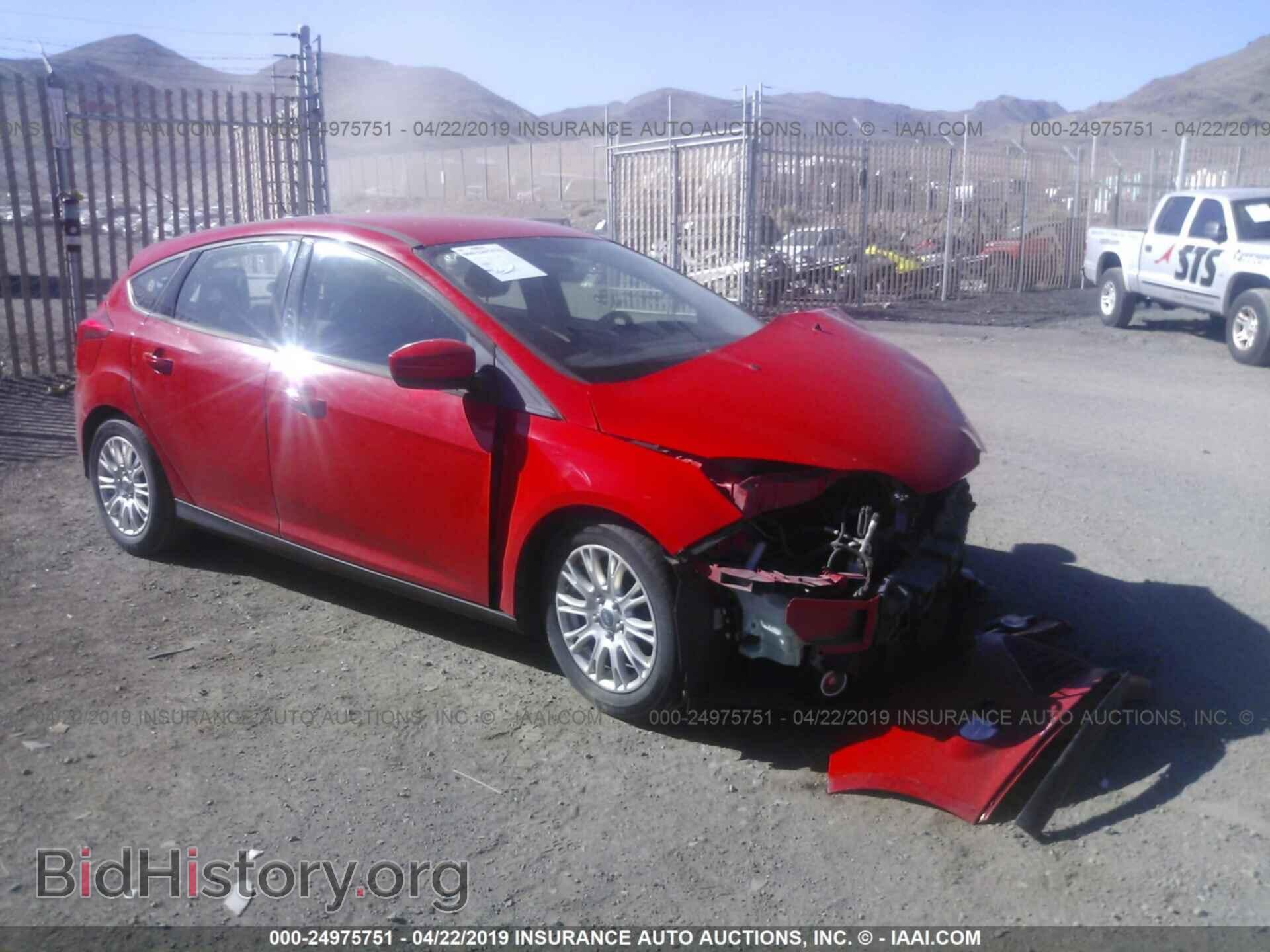 Photo 1FAHP3K2XCL368225 - FORD FOCUS 2012