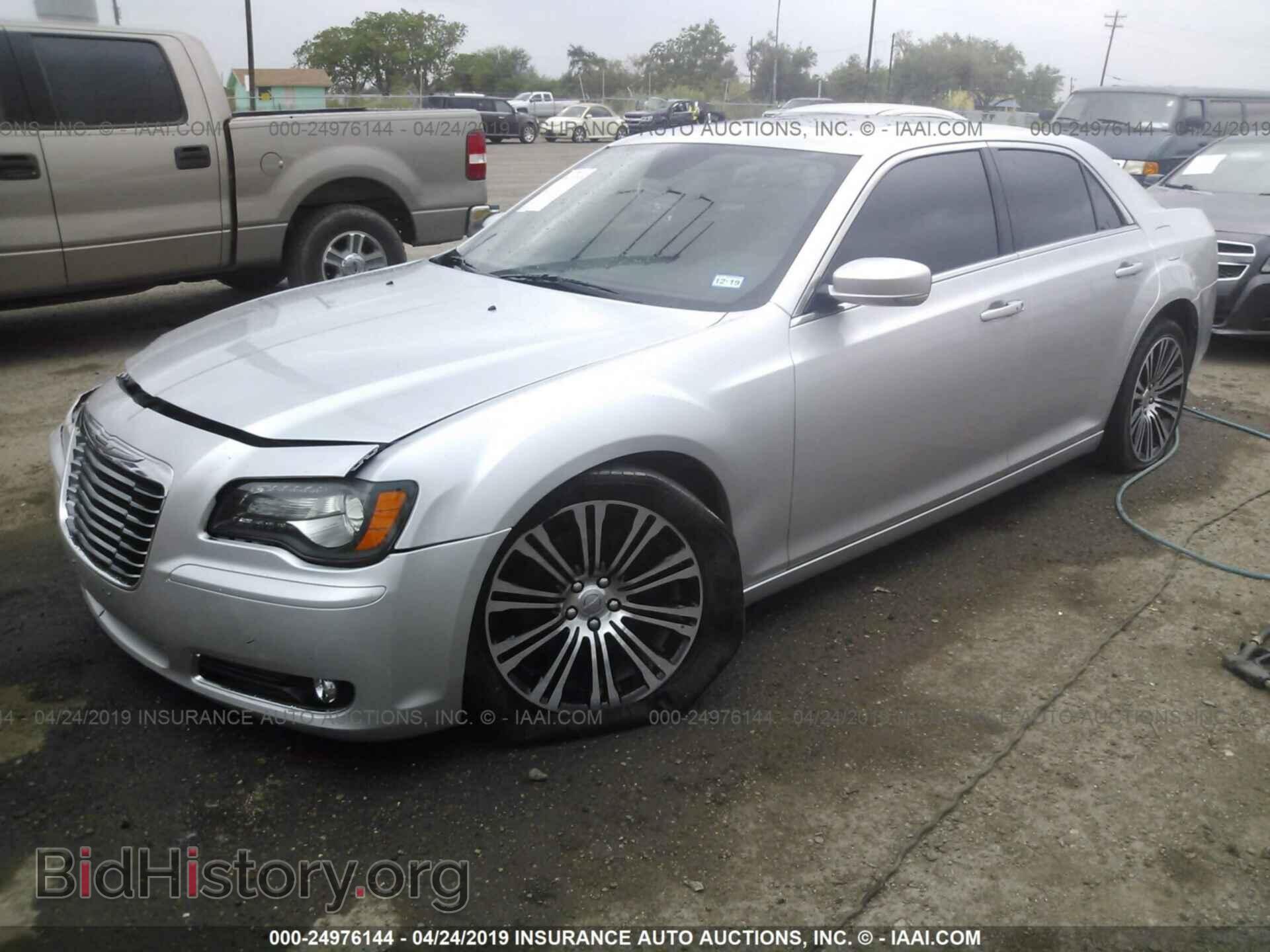2012 CHRYSLER 300 - VIN: 2C3CCADT9CH136694 - Photo 2
