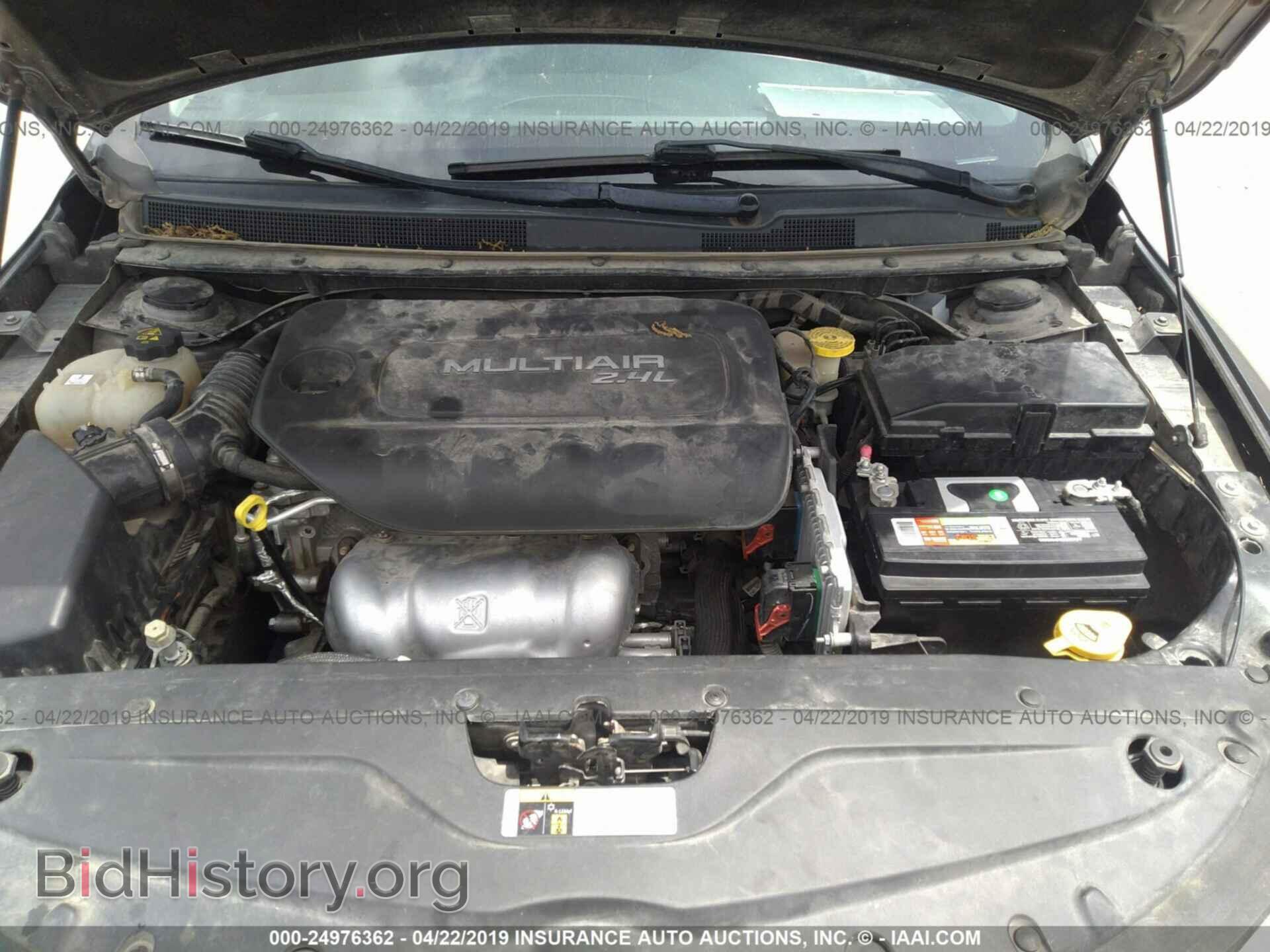 2016 CHRYSLER 200 - VIN: 1C3CCCAB7GN162828 - Фото 10