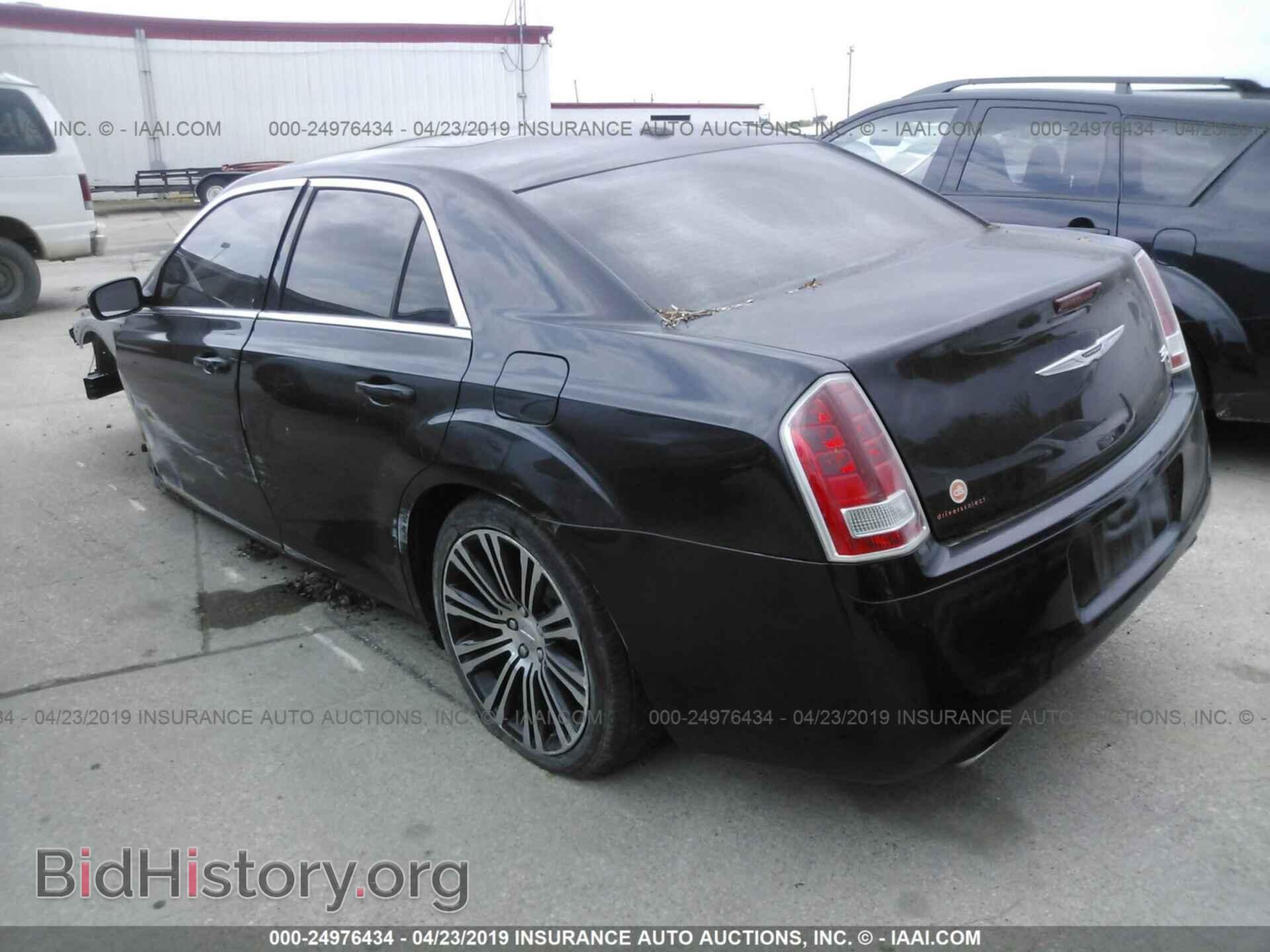 2013 CHRYSLER 300 - VIN: 2C3CCABTXDH703144 - Фото 3