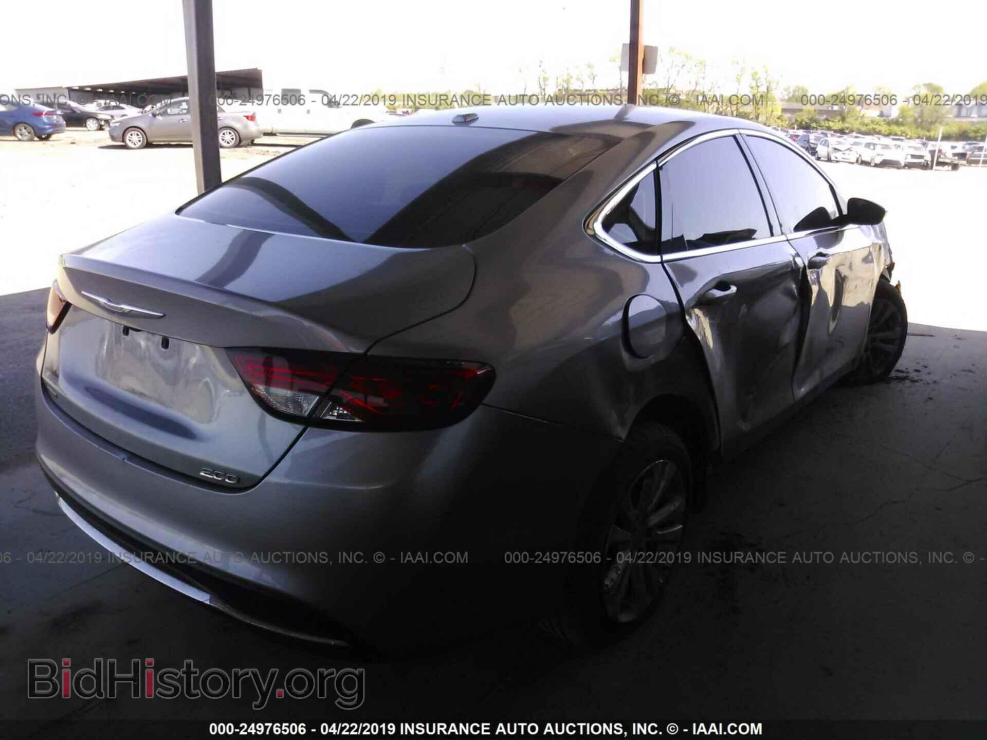 2015 CHRYSLER 200 - VIN: 1C3CCCAB4FN602888 - Photo 4