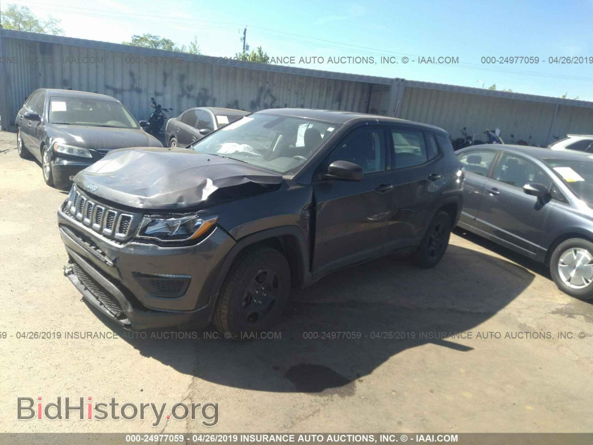 2018 JEEP COMPASS - VIN: 3C4NJCAB8JT488249 - Фото 2