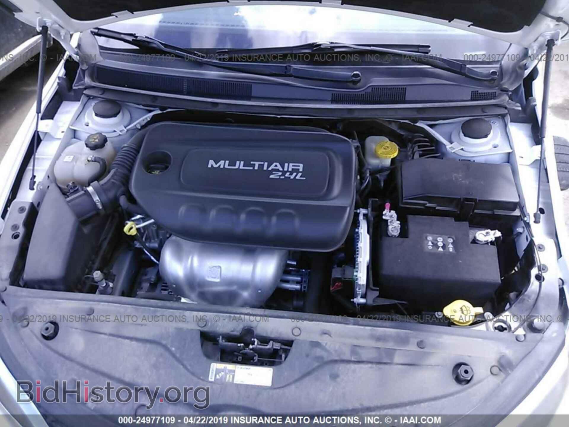 2016 CHRYSLER 200 - VIN: 1C3CCCABXGN171376 - Photo 10