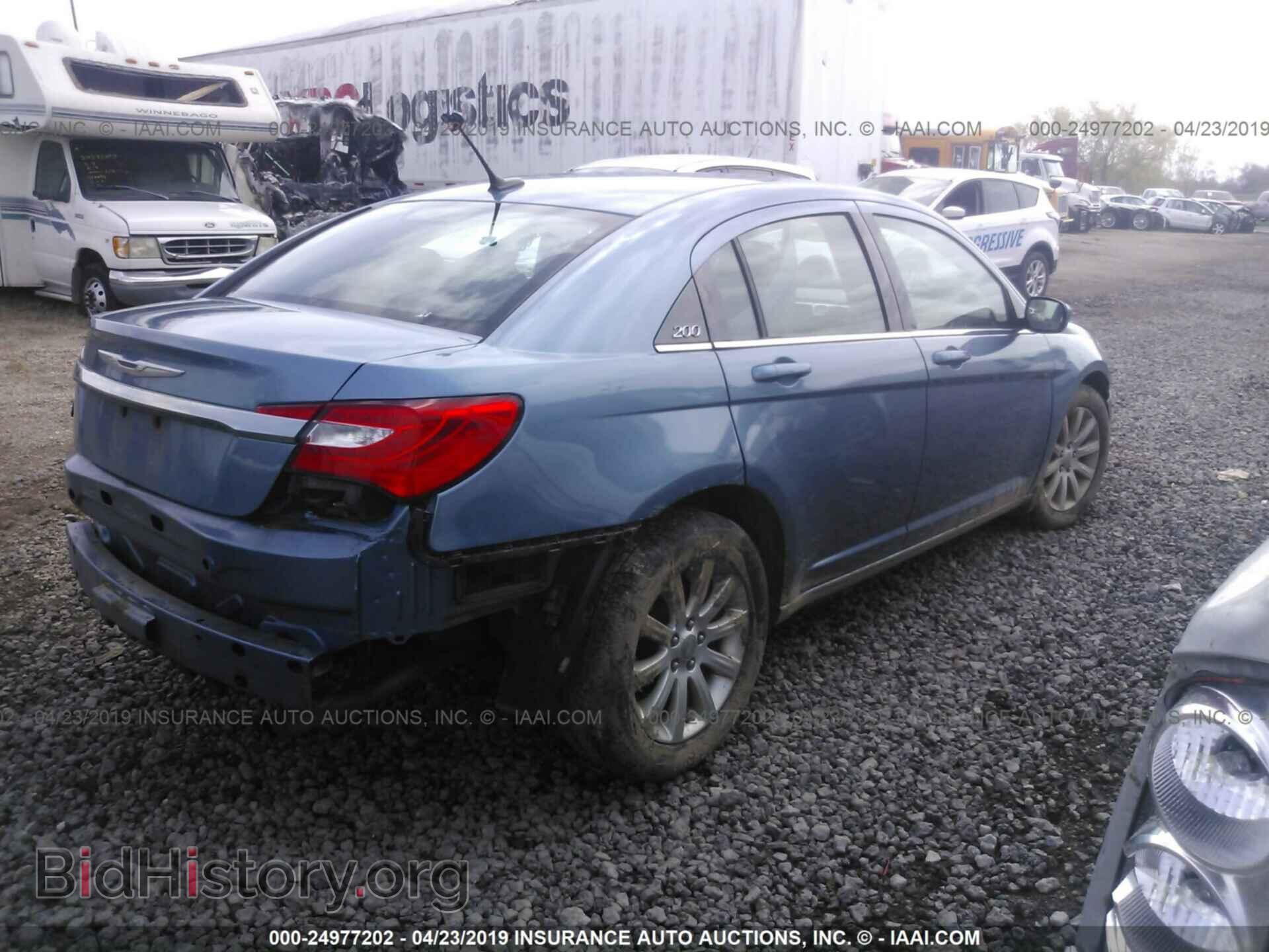 2011 CHRYSLER 200 - VIN: 1C3BC1FBXBN589681 - Фото 4
