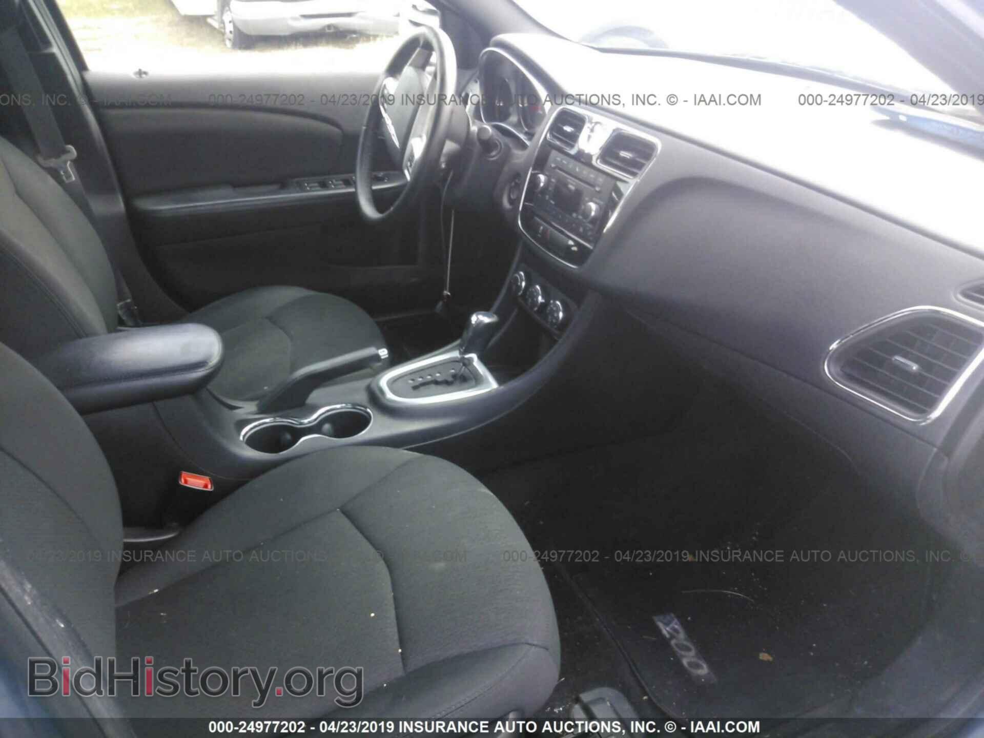 2011 CHRYSLER 200 - VIN: 1C3BC1FBXBN589681 - Фото 5