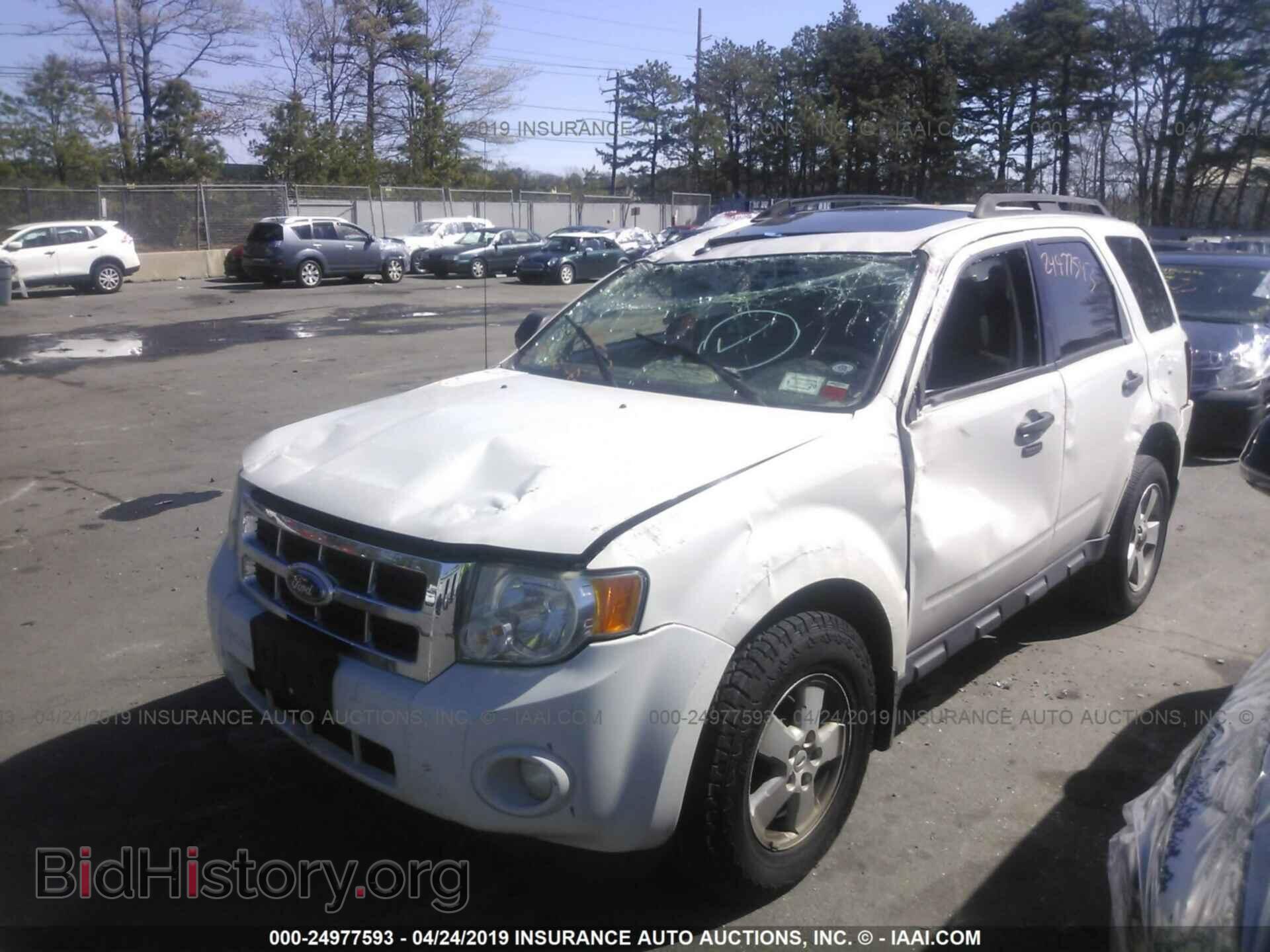 2009 FORD ESCAPE - VIN: 1FMCU93G19KA14629 - Фото 2