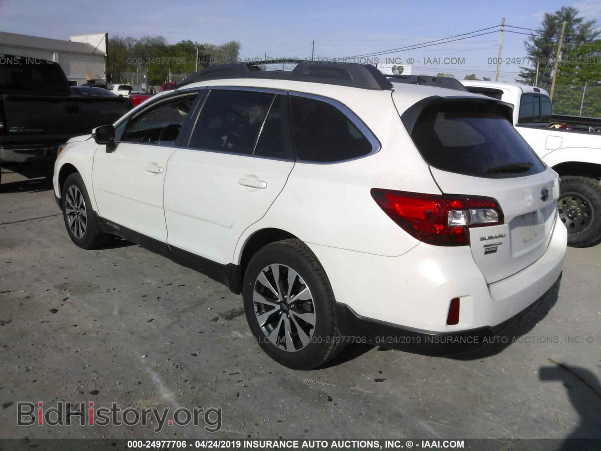 2015 SUBARU OUTBACK - VIN: 4S4BSBLC2F3281953 - Фото 3