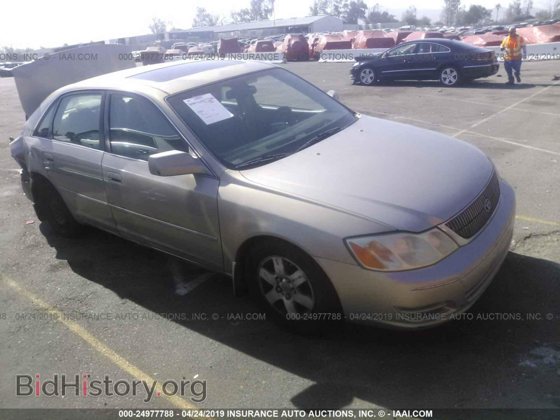 Photo 4T1BF28B32U258710 - TOYOTA AVALON 2002