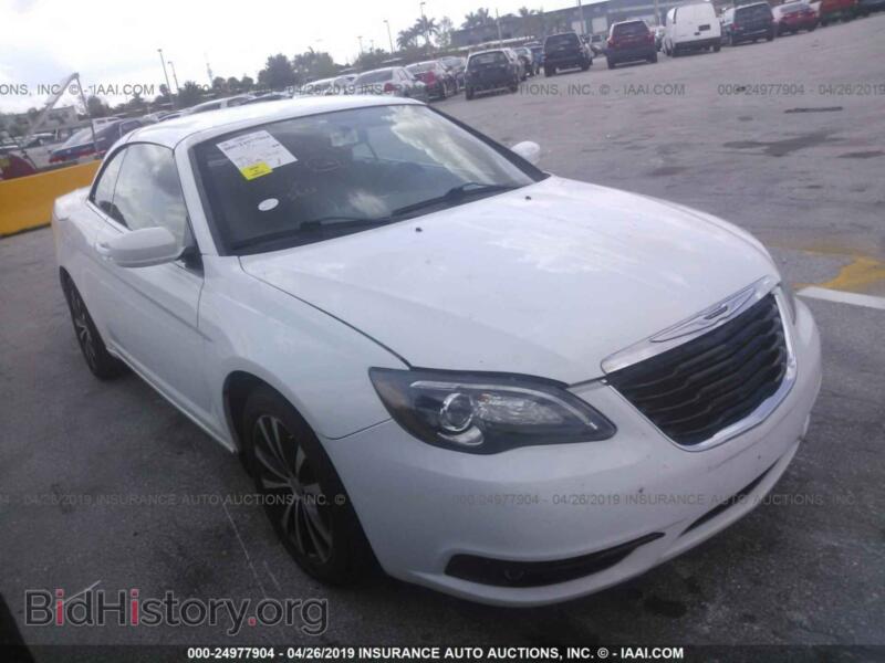 2012 Chrysler 200 S (VIN 1C3BCBGGXCN213421) — фото 1 из 10, IAAI, повреждение: левый бок