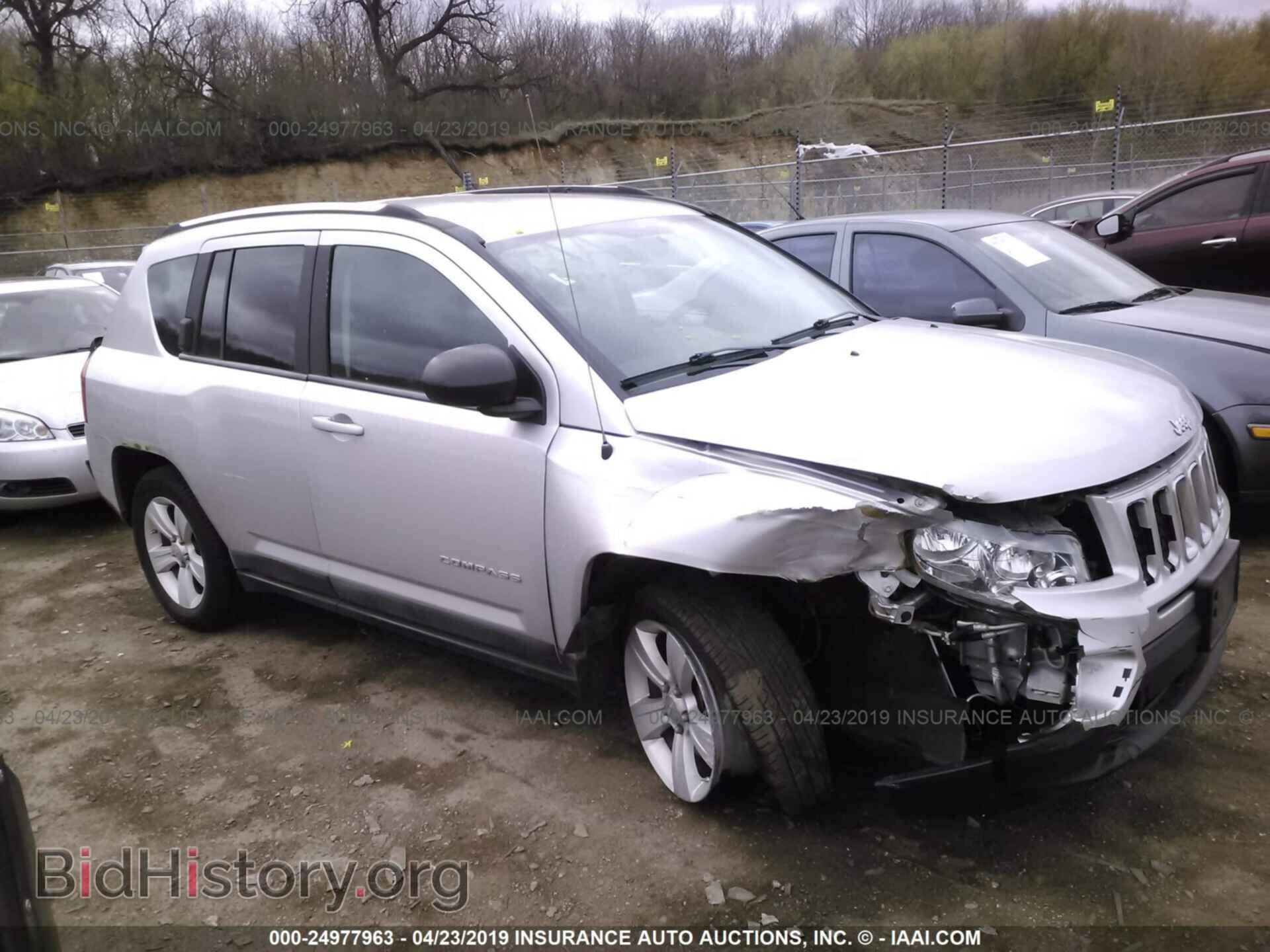 Фотография 1J4NT1FA5BD285979 - JEEP COMPASS 2011