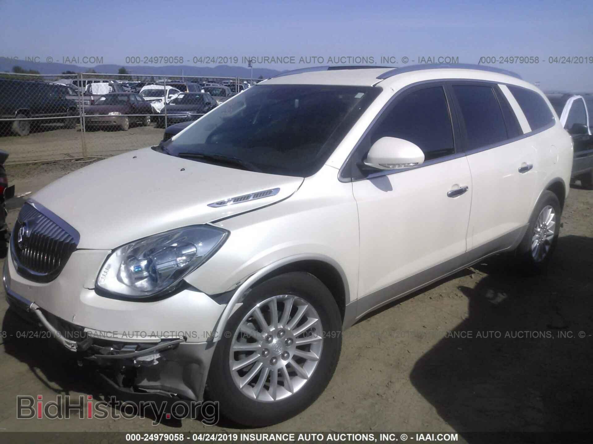 2011 BUICK ENCLAVE - VIN: 5GAKVBED4BJ317408 - Фото 2