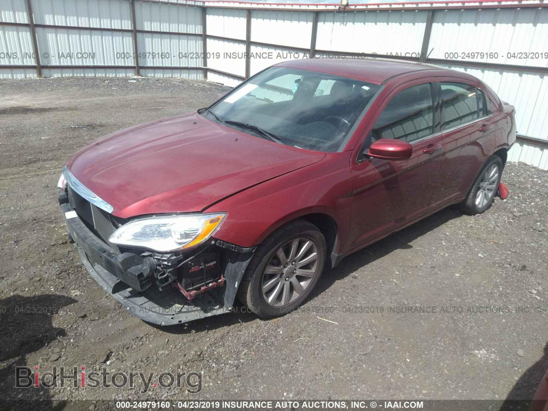 2014 CHRYSLER 200 - VIN: 1C3CCBBBXEN137170 - Фото 2