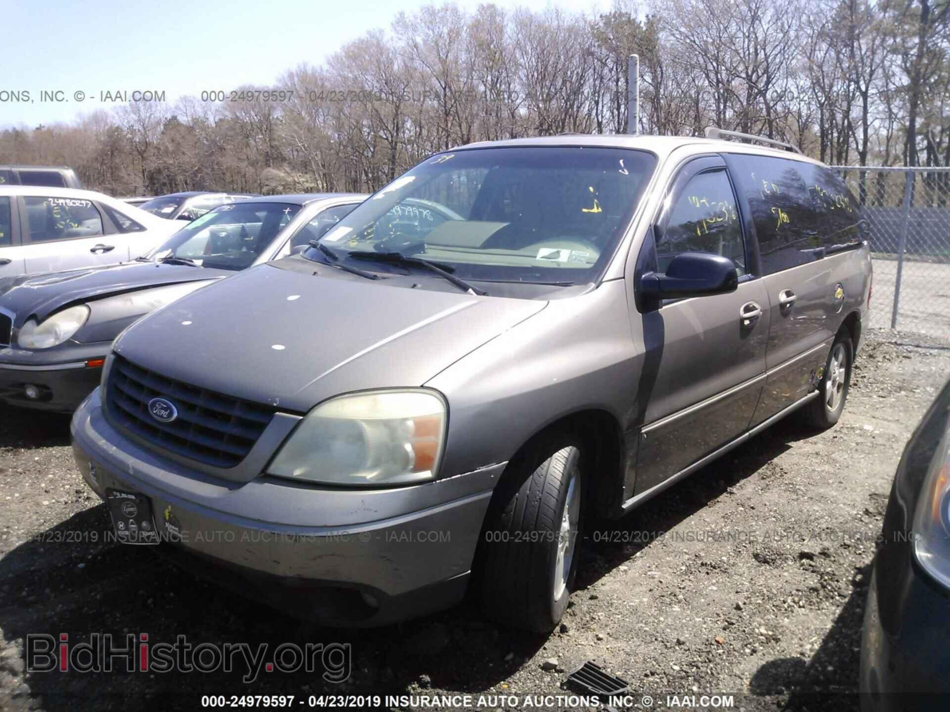 2006 FORD FREESTAR - VIN: 2FMDA516X6BA34917 - Фото 2