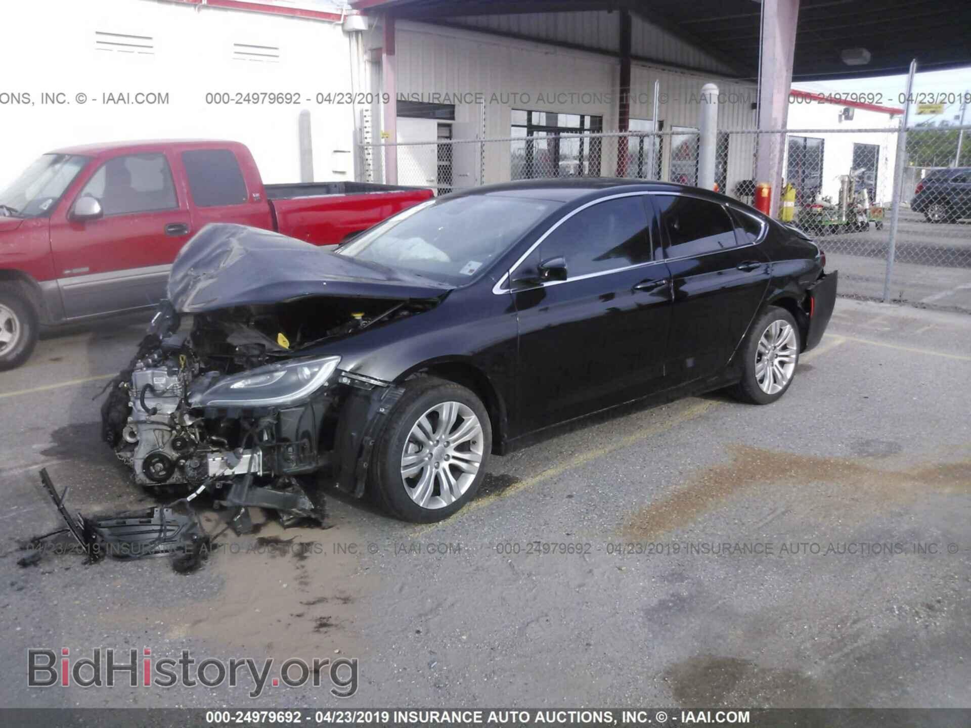 2015 CHRYSLER 200 - VIN: 1C3CCCAB9FN566731 - Фото 2