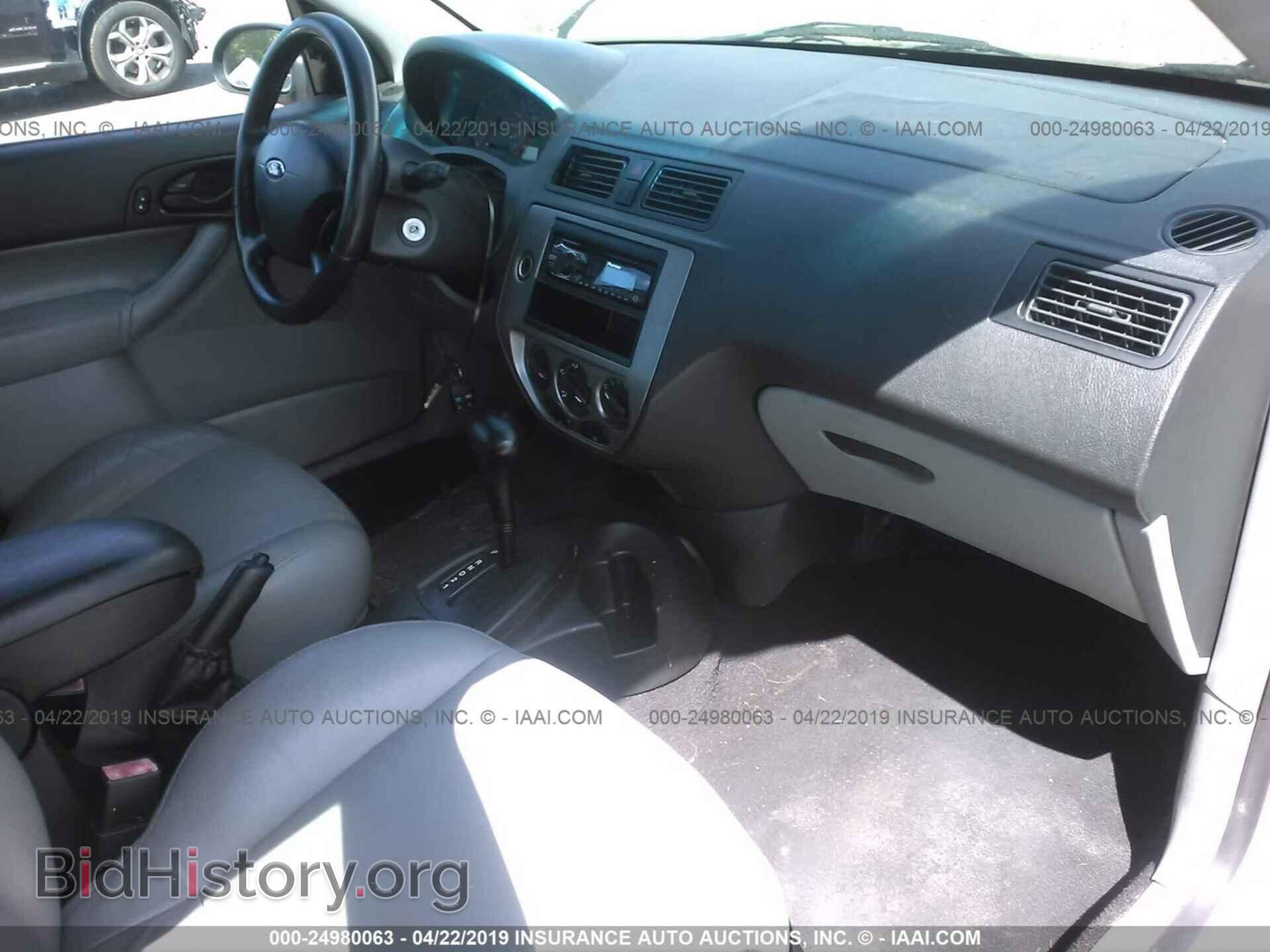 2006 FORD FOCUS - VIN: 1FAFP37N36W208202 - Фото 5