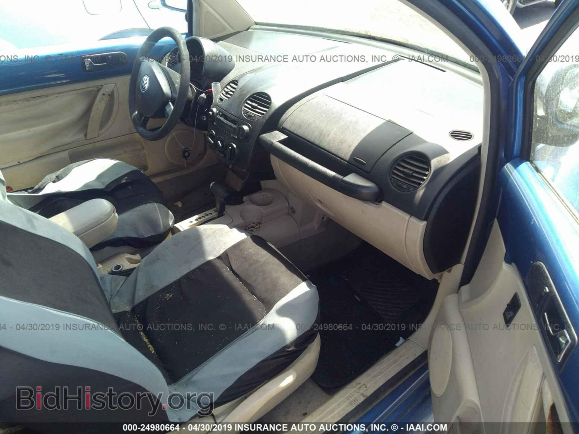 2000 VOLKSWAGEN NEW BEETLE - VIN: 3VWCC21C0YM462184 - Фото 5