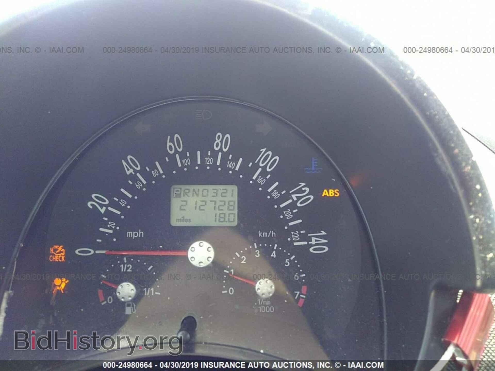 2000 VOLKSWAGEN NEW BEETLE - VIN: 3VWCC21C0YM462184 - Фото 7