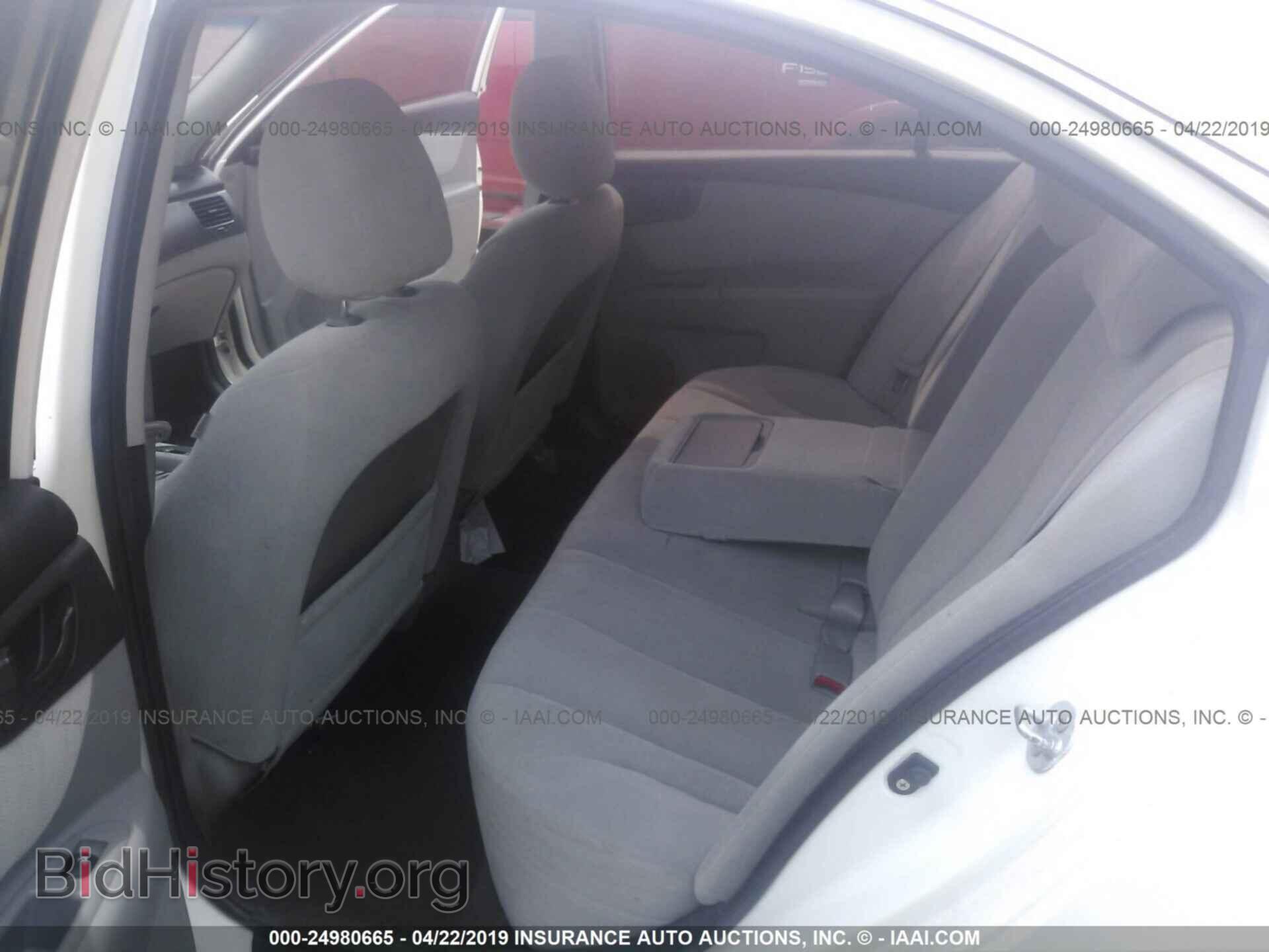 2009 KIA OPTIMA - VIN: KNAGE228795340306 - Фото 8