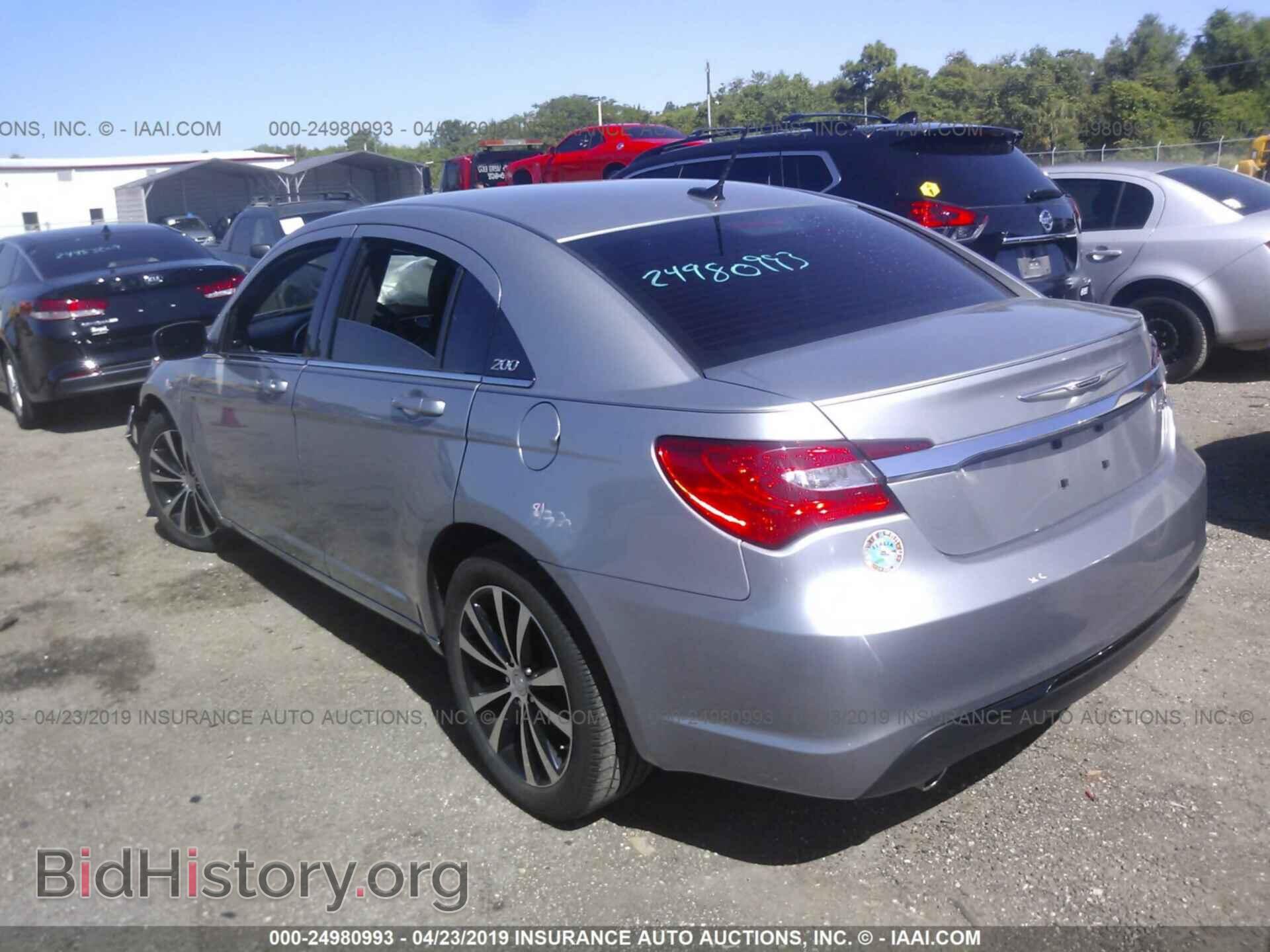 2013 CHRYSLER 200 - VIN: 1C3CCBCG4DN701212 - Photo 3