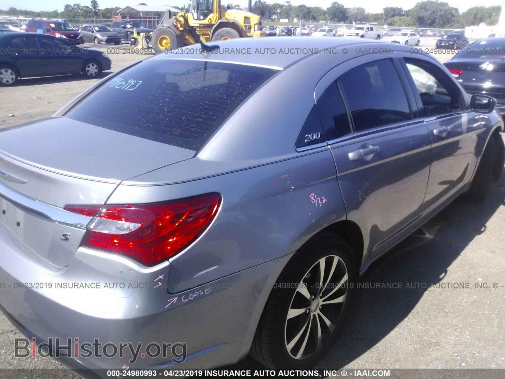 2013 CHRYSLER 200 - VIN: 1C3CCBCG4DN701212 - Photo 4