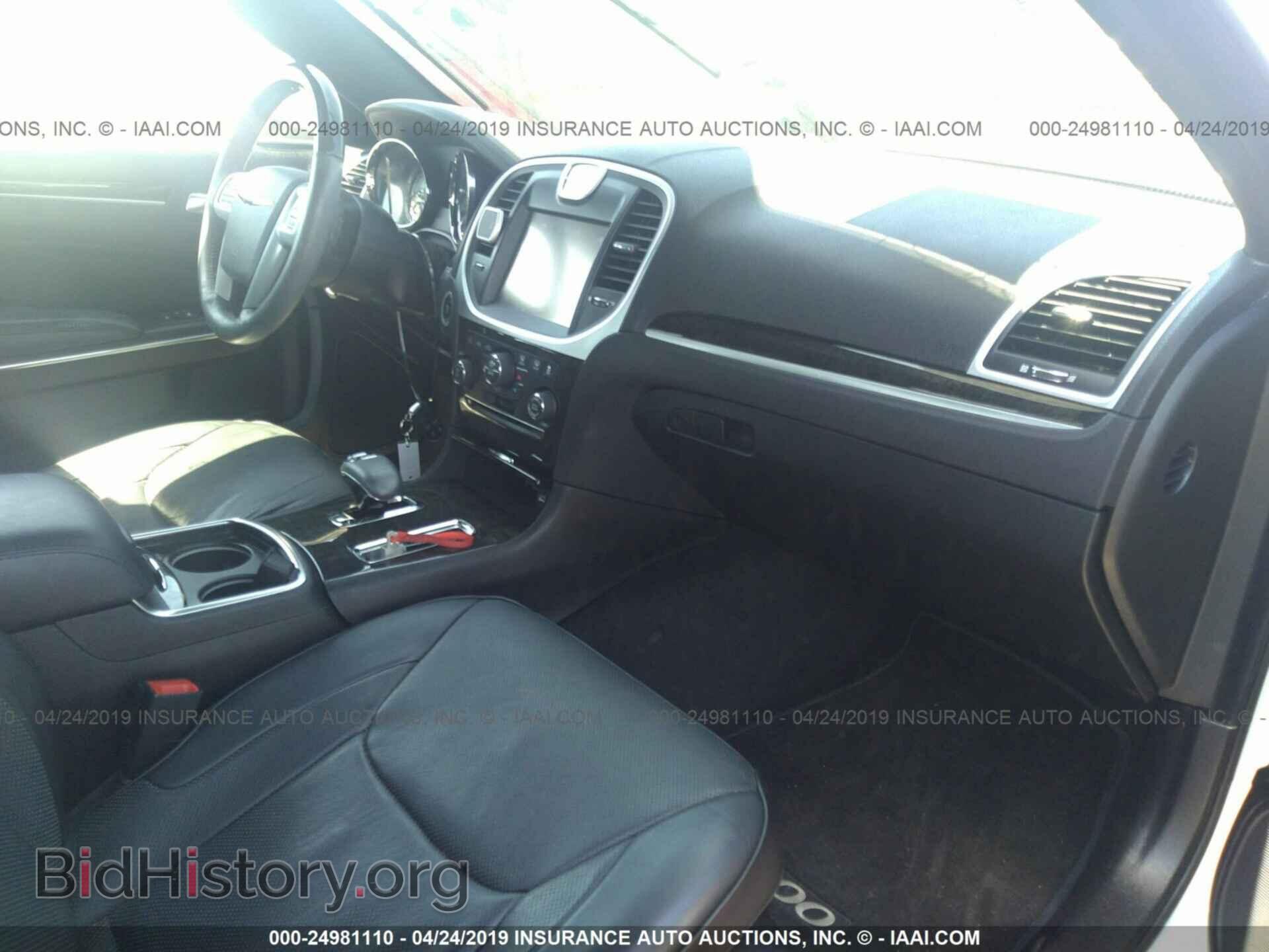 2014 CHRYSLER 300C - VIN: 2C3CCAEG9EH380883 - Фото 5