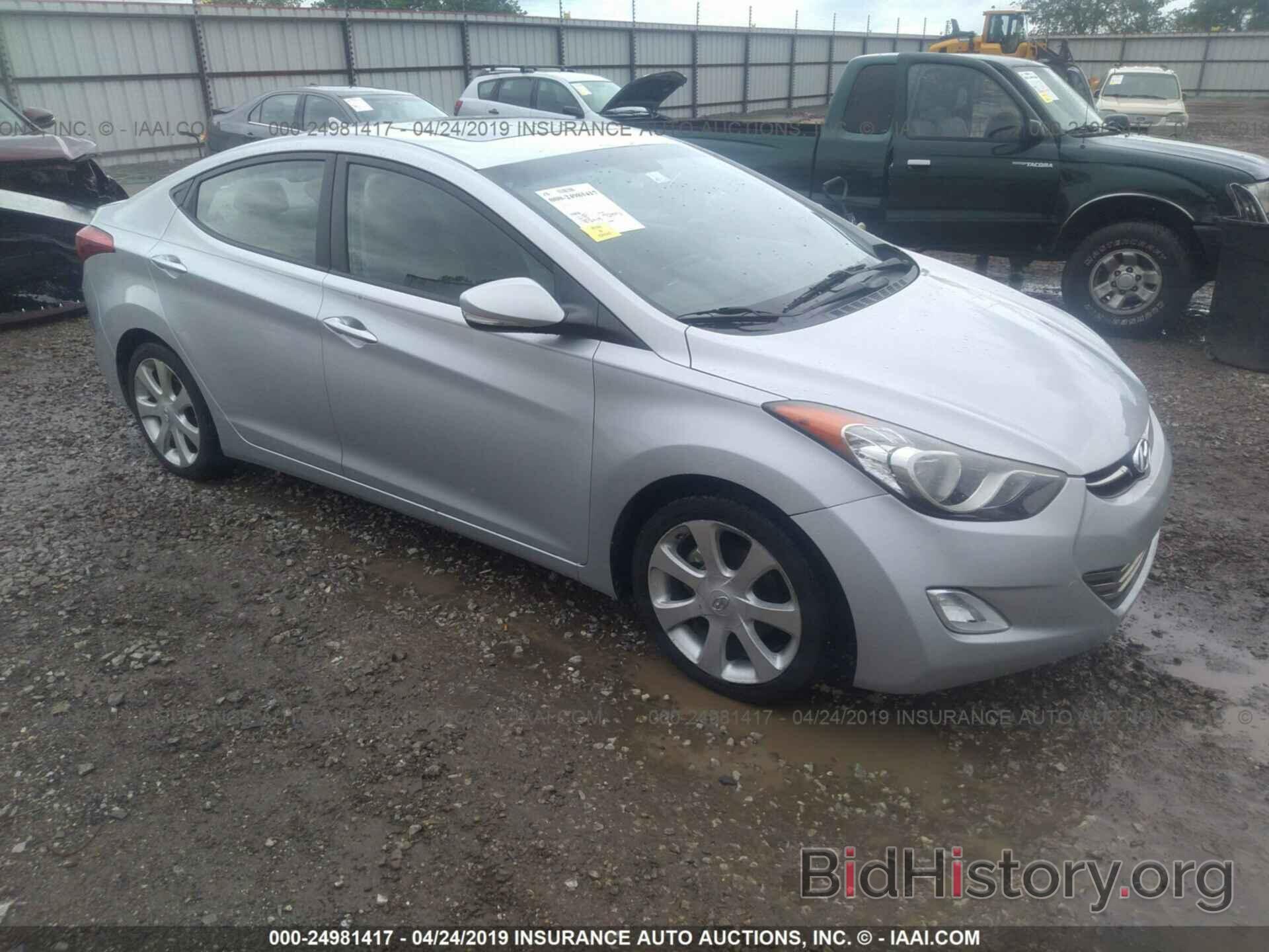 Photo 5NPDH4AE1BH003877 - HYUNDAI ELANTRA 2011