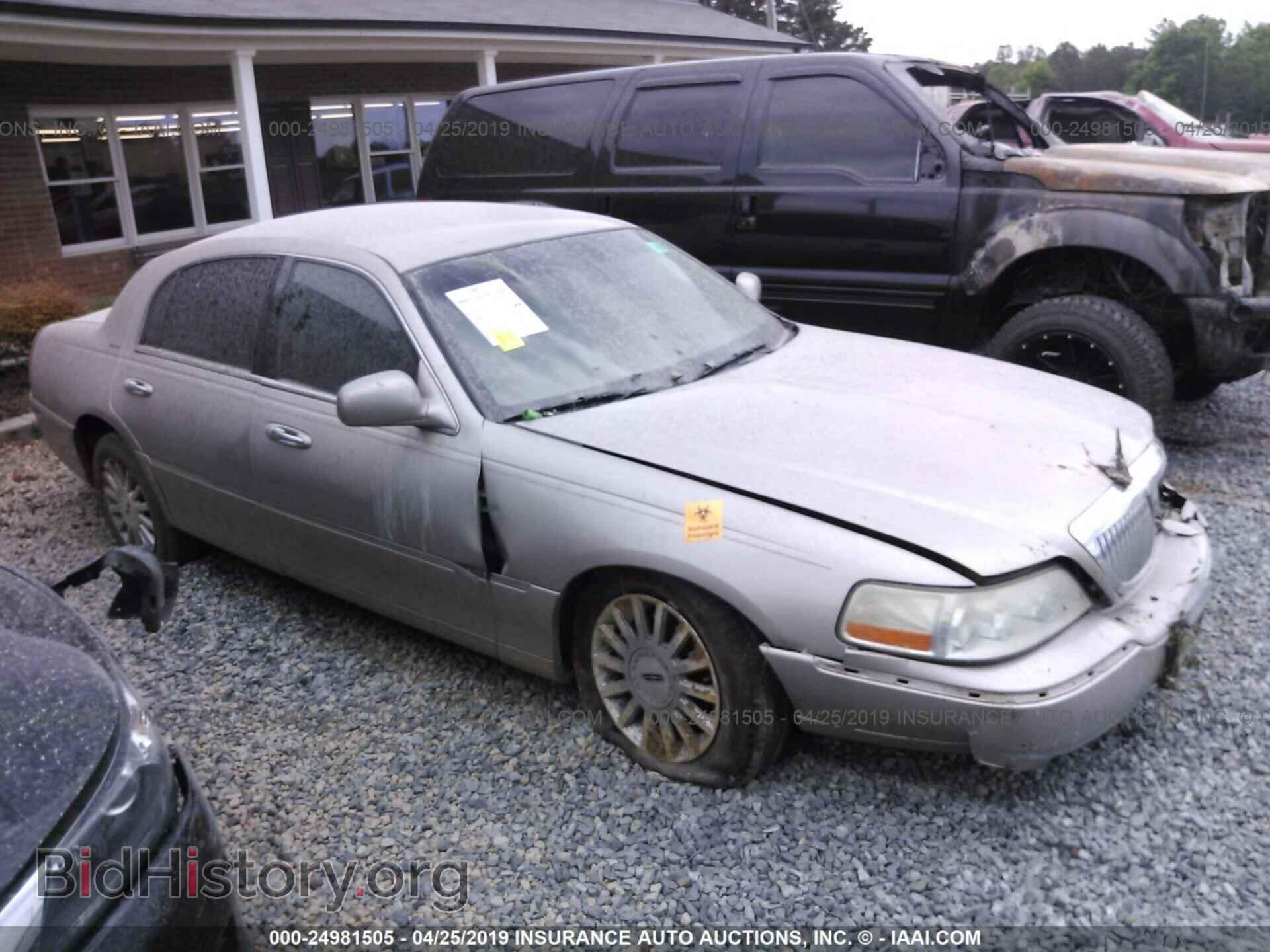 Фотография 1LNHM82W63Y611885 - LINCOLN TOWN CAR 2003