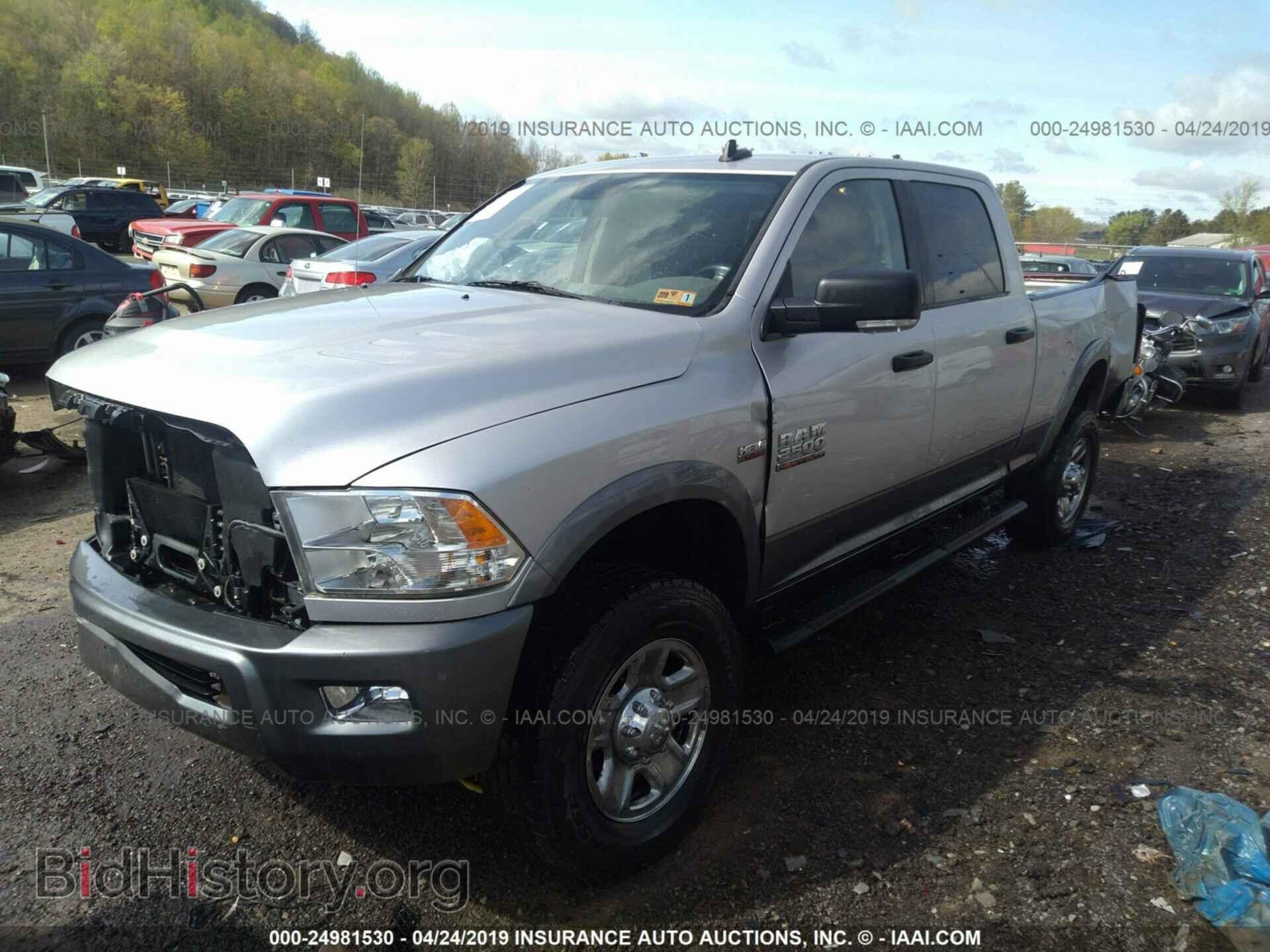 2013 RAM 2500 - VIN: 3C6TR5DT0DG612731 - Photo 2