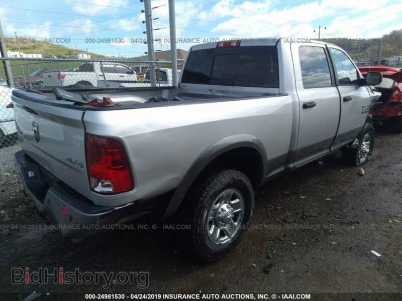 2013 RAM 2500 (VIN 3C6TR5DT0DG612731) — фото 4 из 10