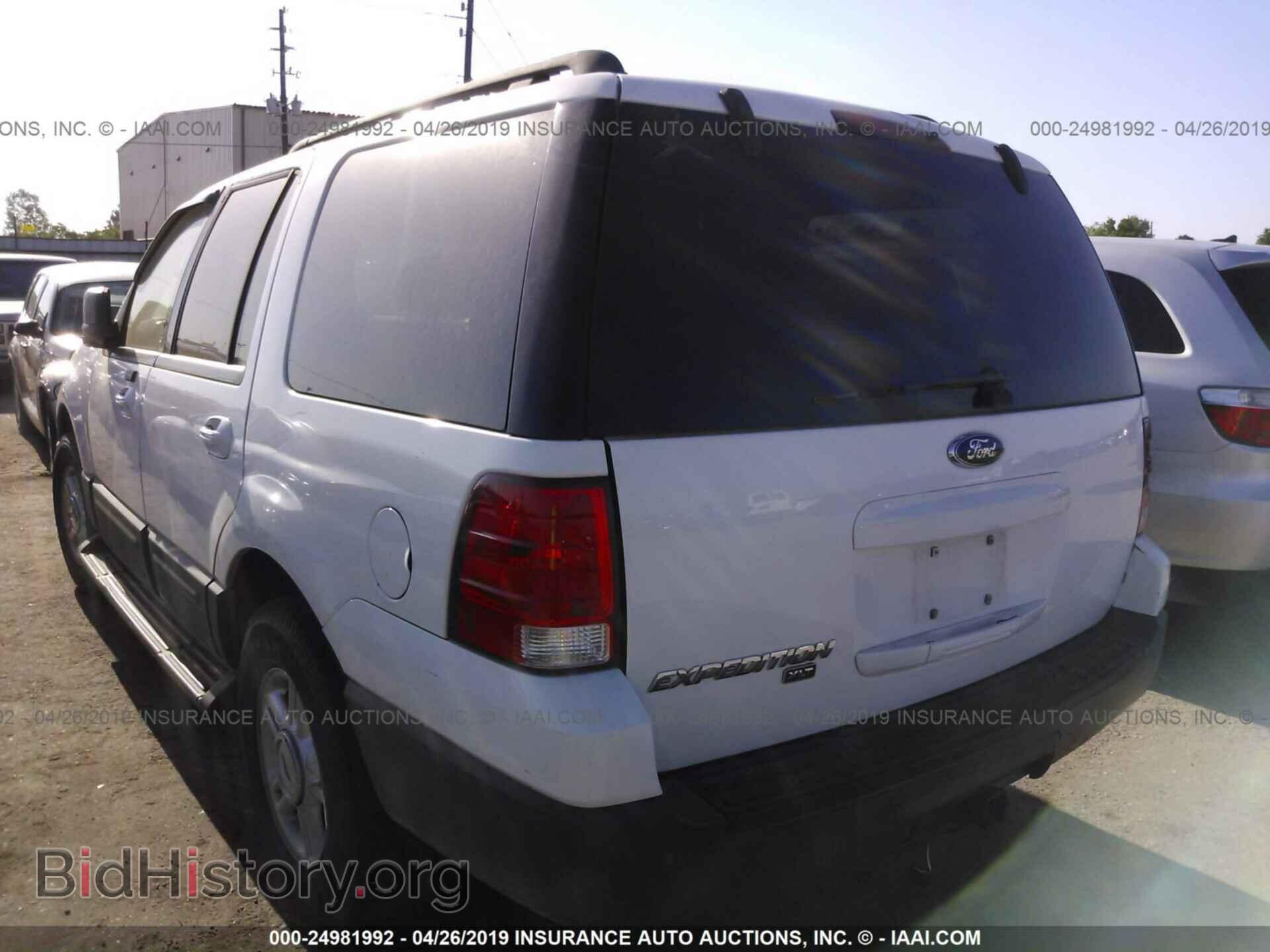 2005 FORD EXPEDITION - VIN: 1FMPU155X5LA42299 - Фото 3