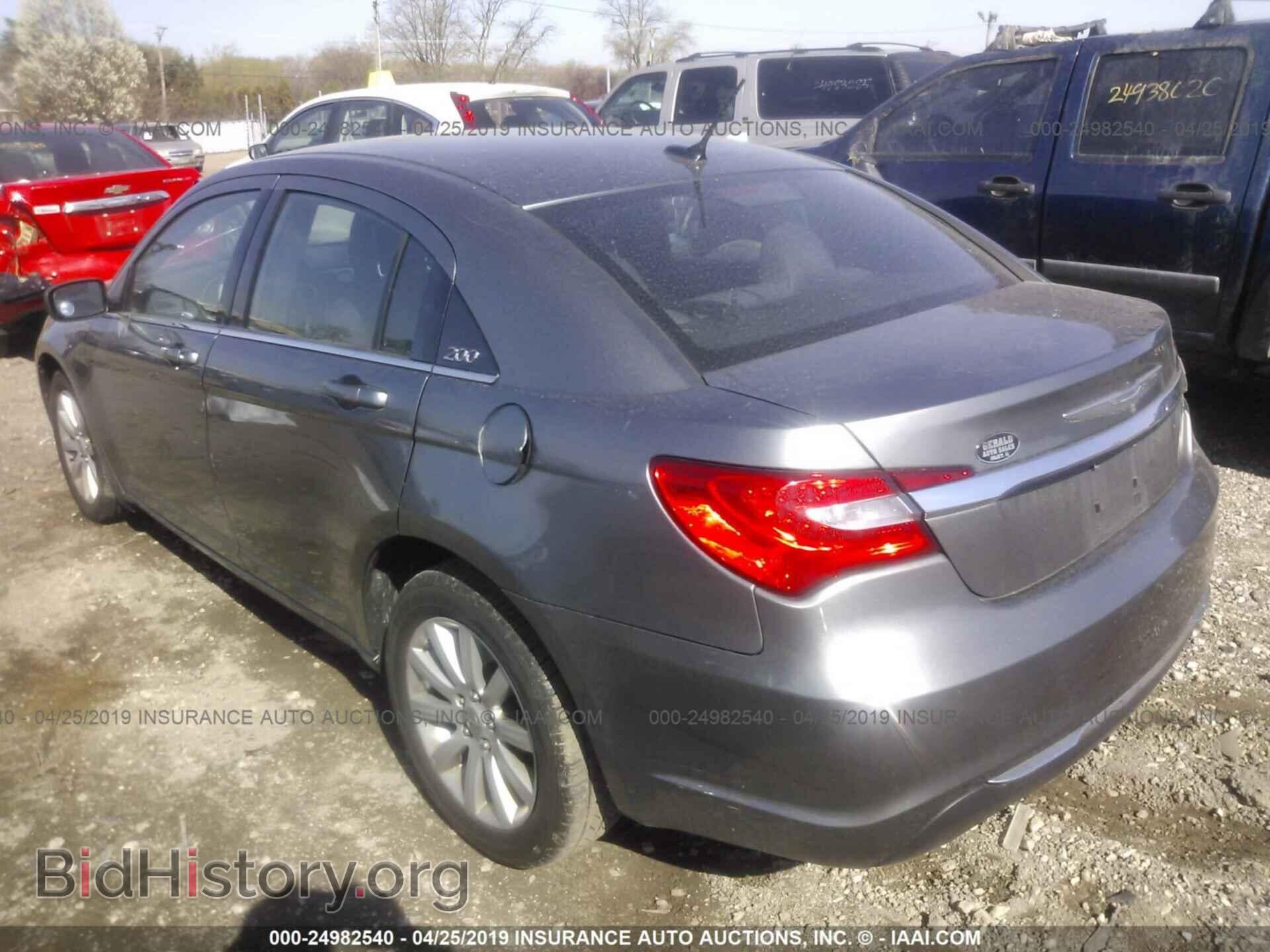 2012 CHRYSLER 200 - VIN: 1C3CCBBBXCN262795 - Фото 3