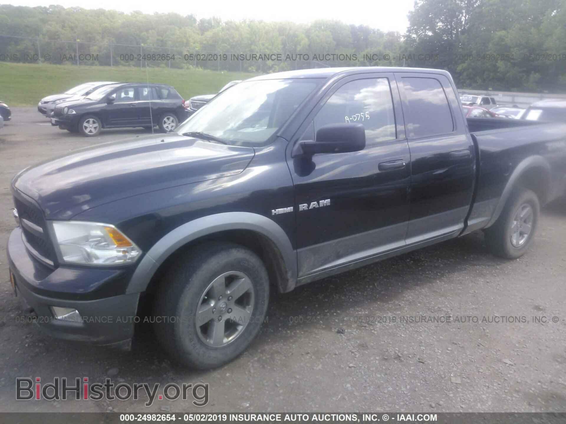 2010 DODGE RAM 1500 - VIN: 1D7RB1GT2AS101799 - Фото 2