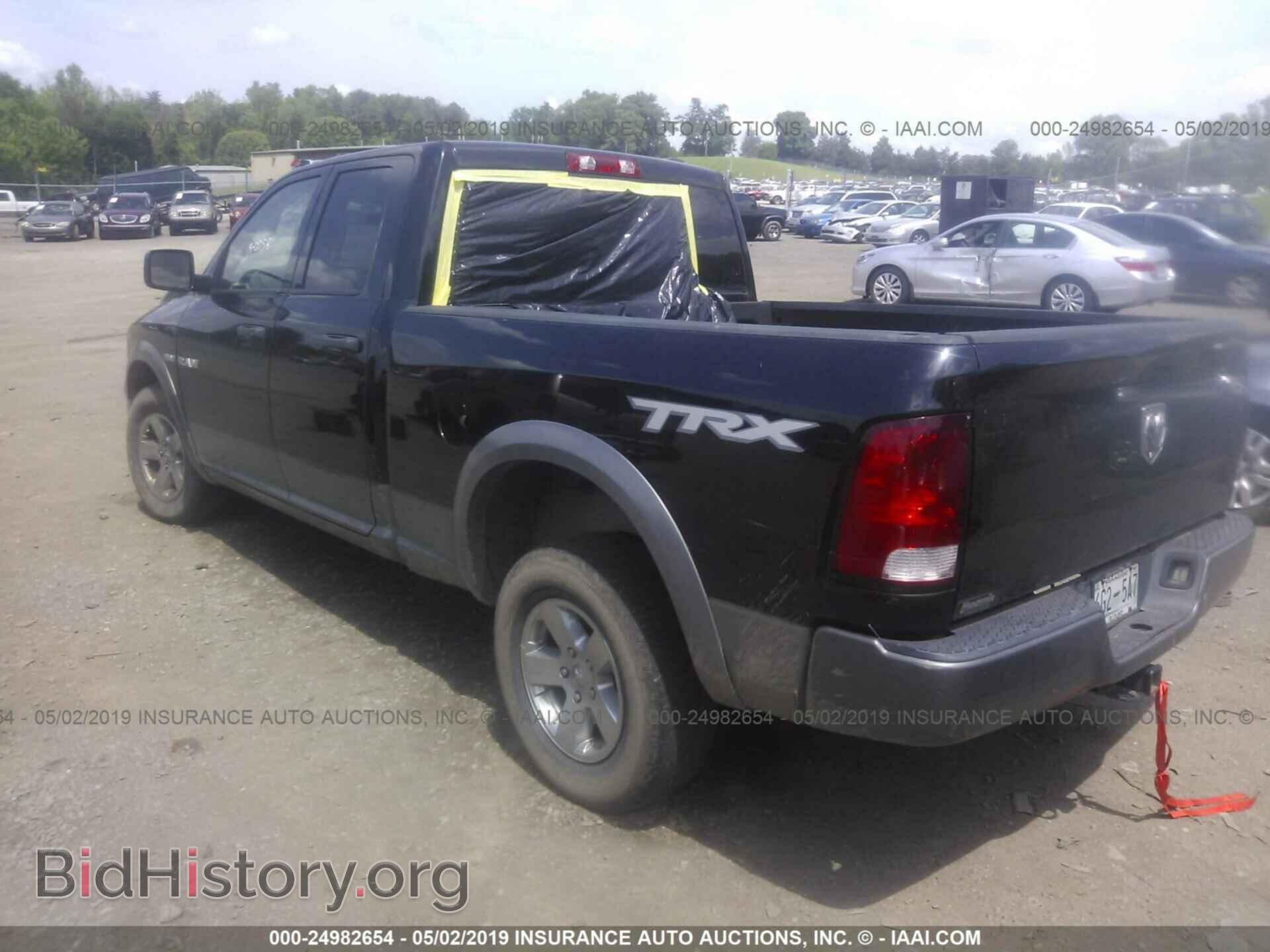 2010 DODGE RAM 1500 - VIN: 1D7RB1GT2AS101799 - Фото 3