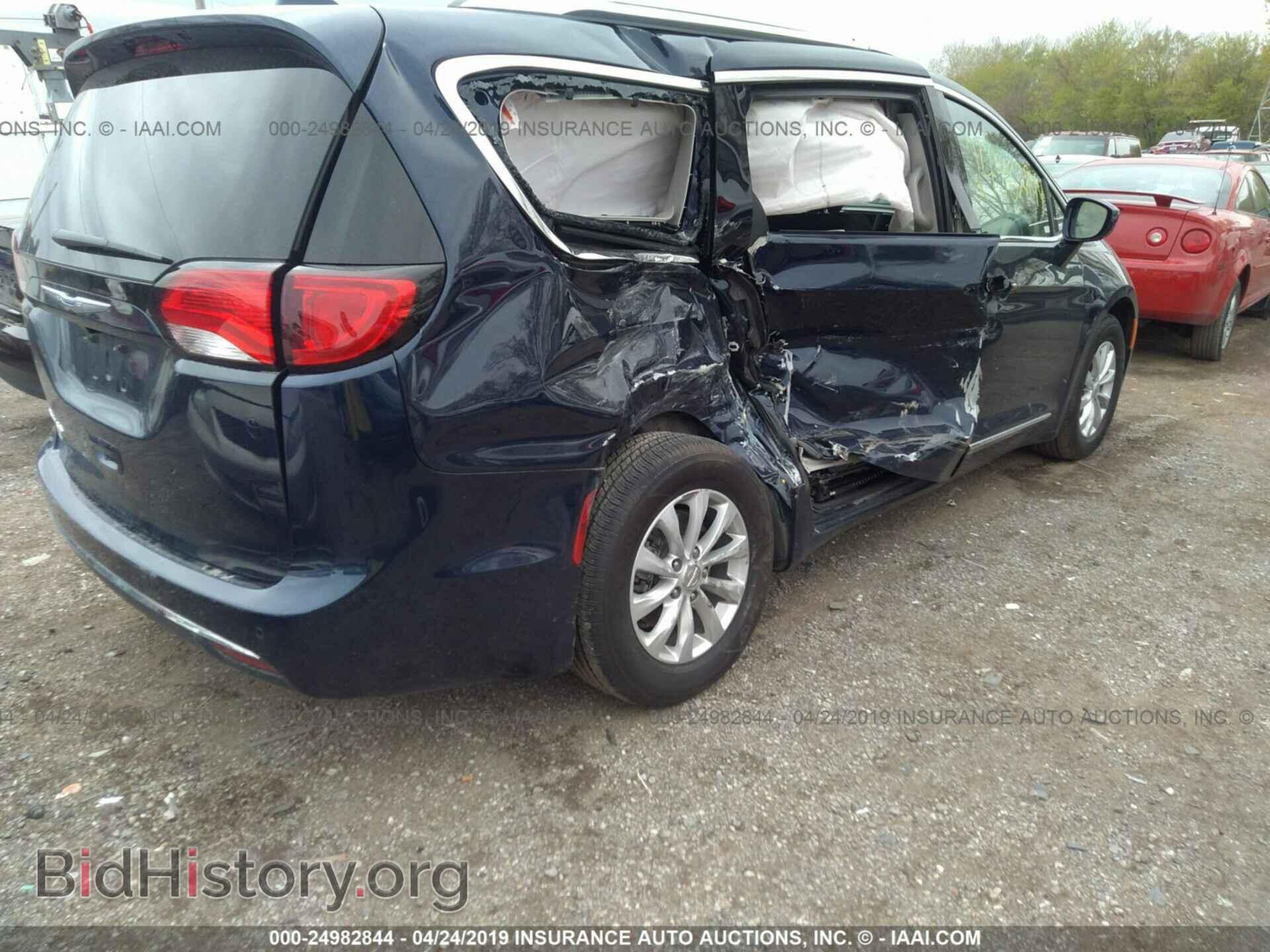 2018 CHRYSLER PACIFICA - VIN: 2C4RC1BGXJR316267 - Фото 4