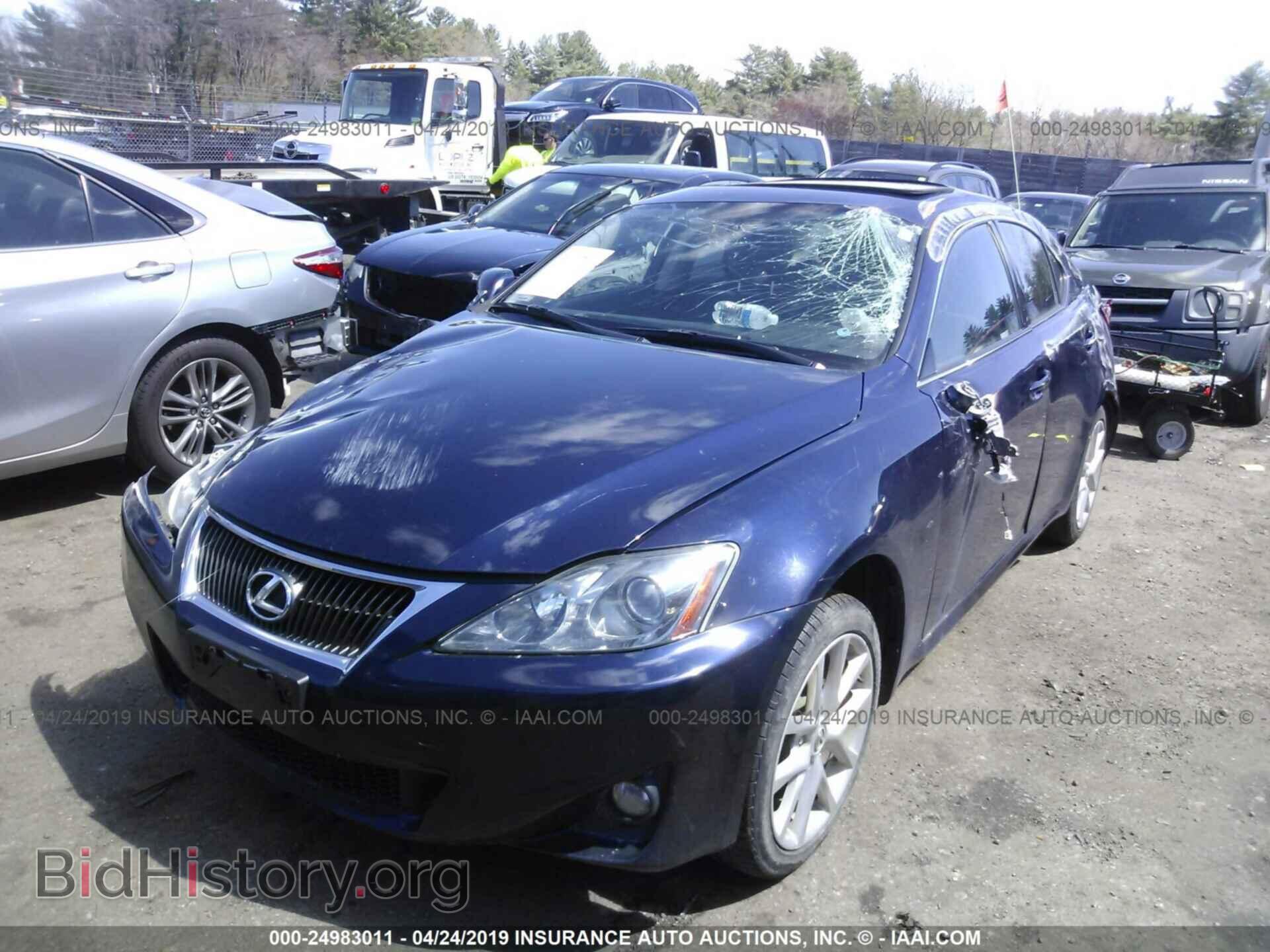 2011 LEXUS IS - VIN: JTHCF5C21B5051162 - Photo 2