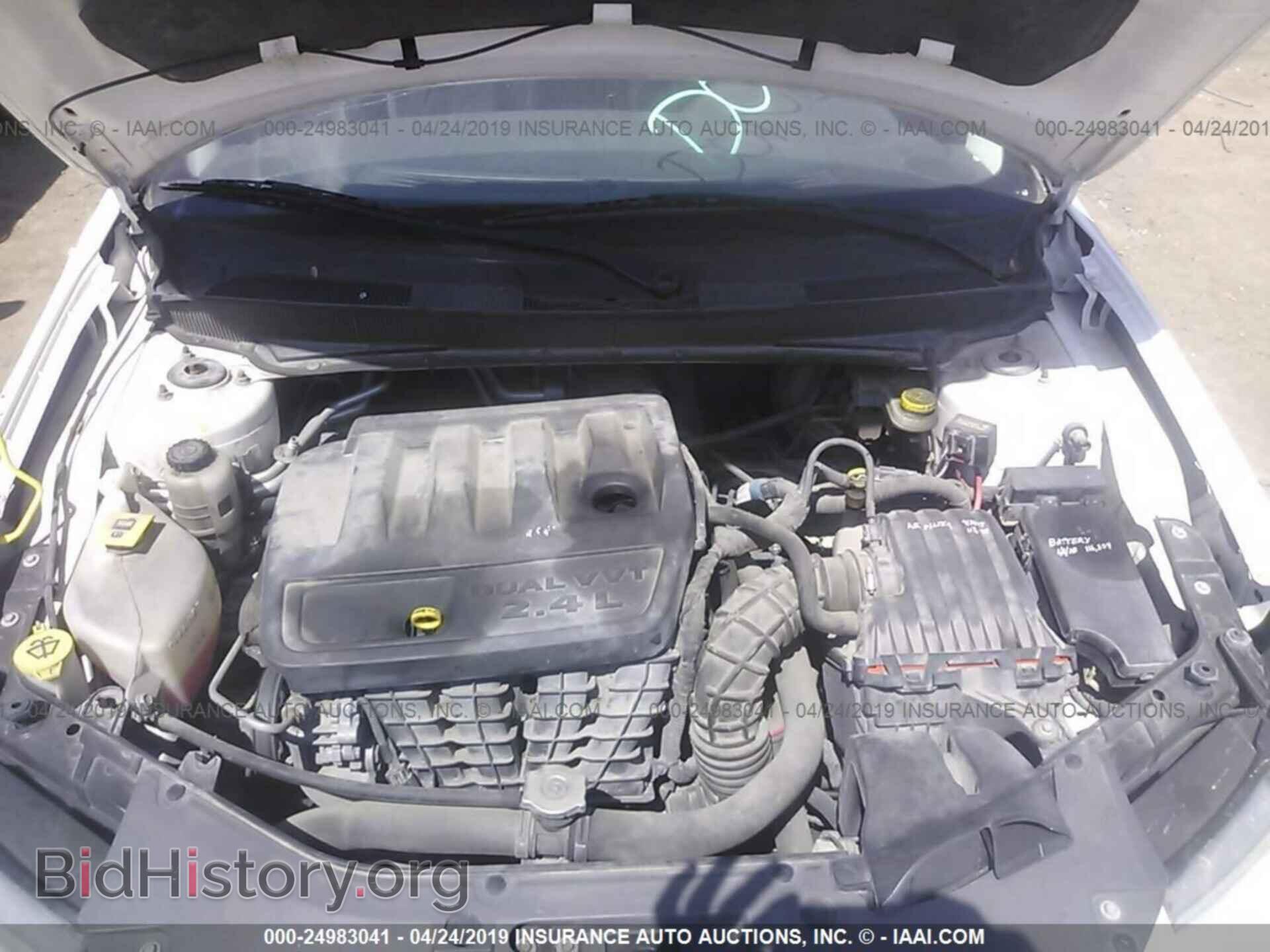 2010 CHRYSLER SEBRING - VIN: 1C3CC5FB2AN208612 - Фото 10