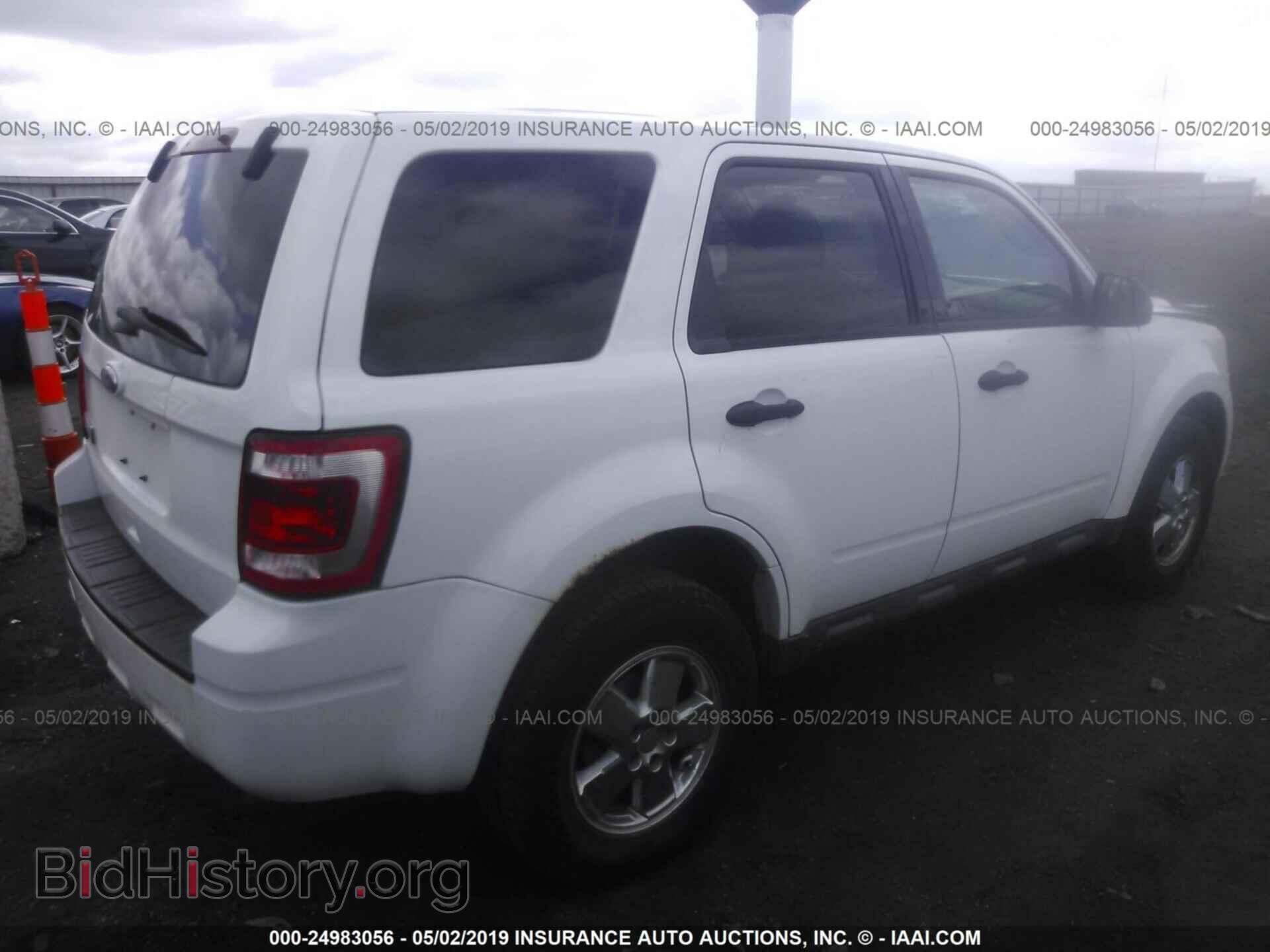 2011 FORD ESCAPE - VIN: 1FMCU0C76BKB27879 - Photo 4