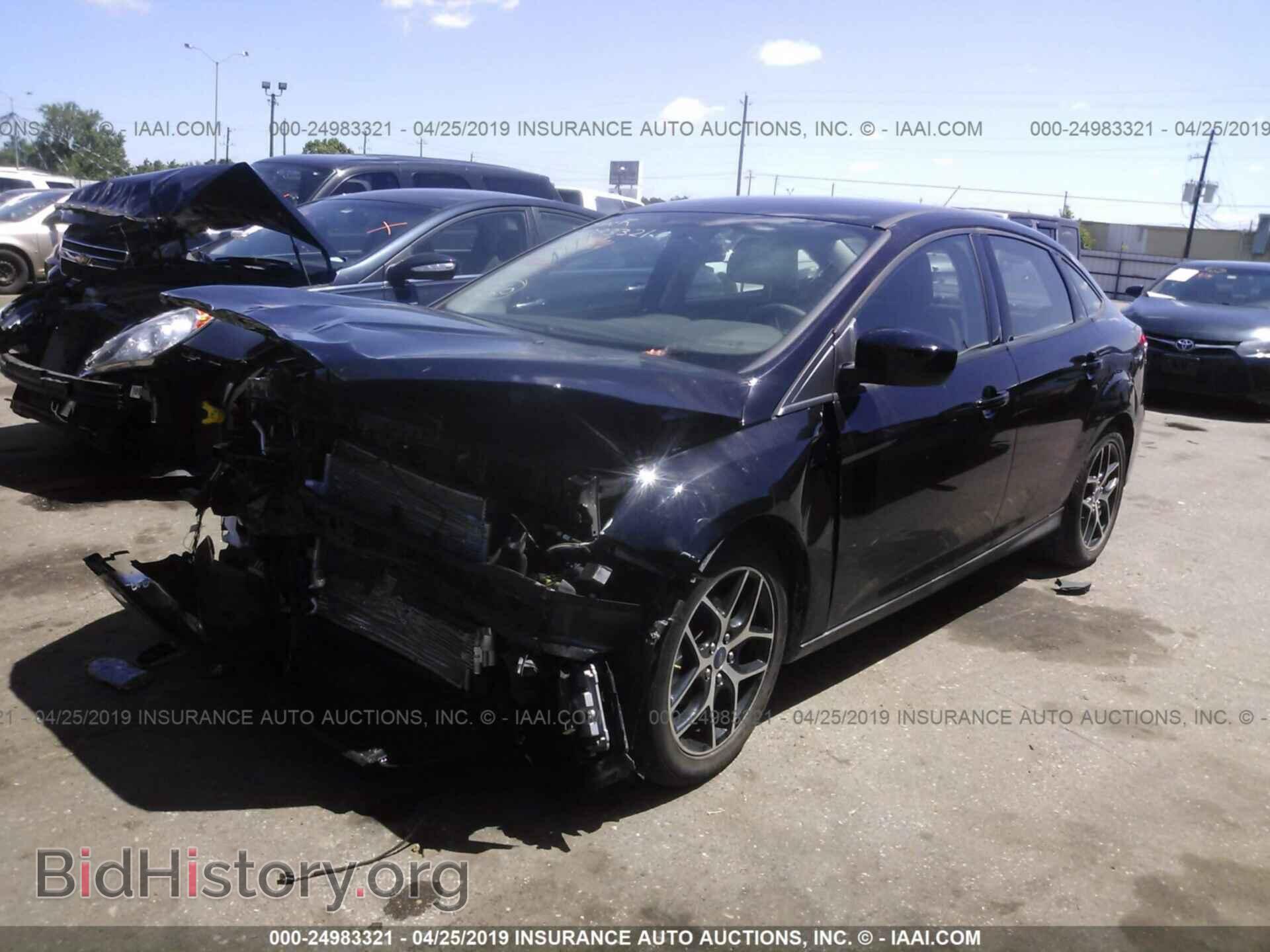 2018 FORD FOCUS - VIN: 1FADP3FE7JL302957 - Фото 2