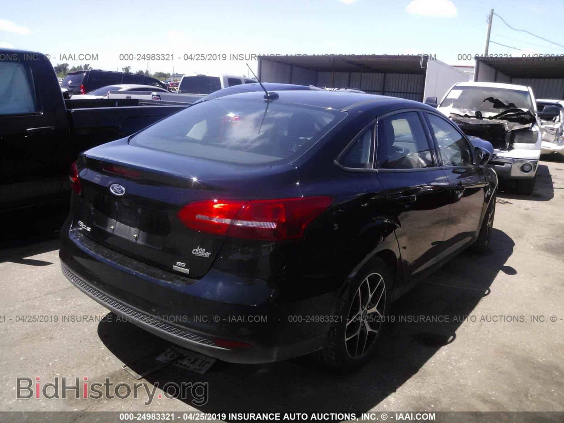 2018 FORD FOCUS - VIN: 1FADP3FE7JL302957 - Фото 4