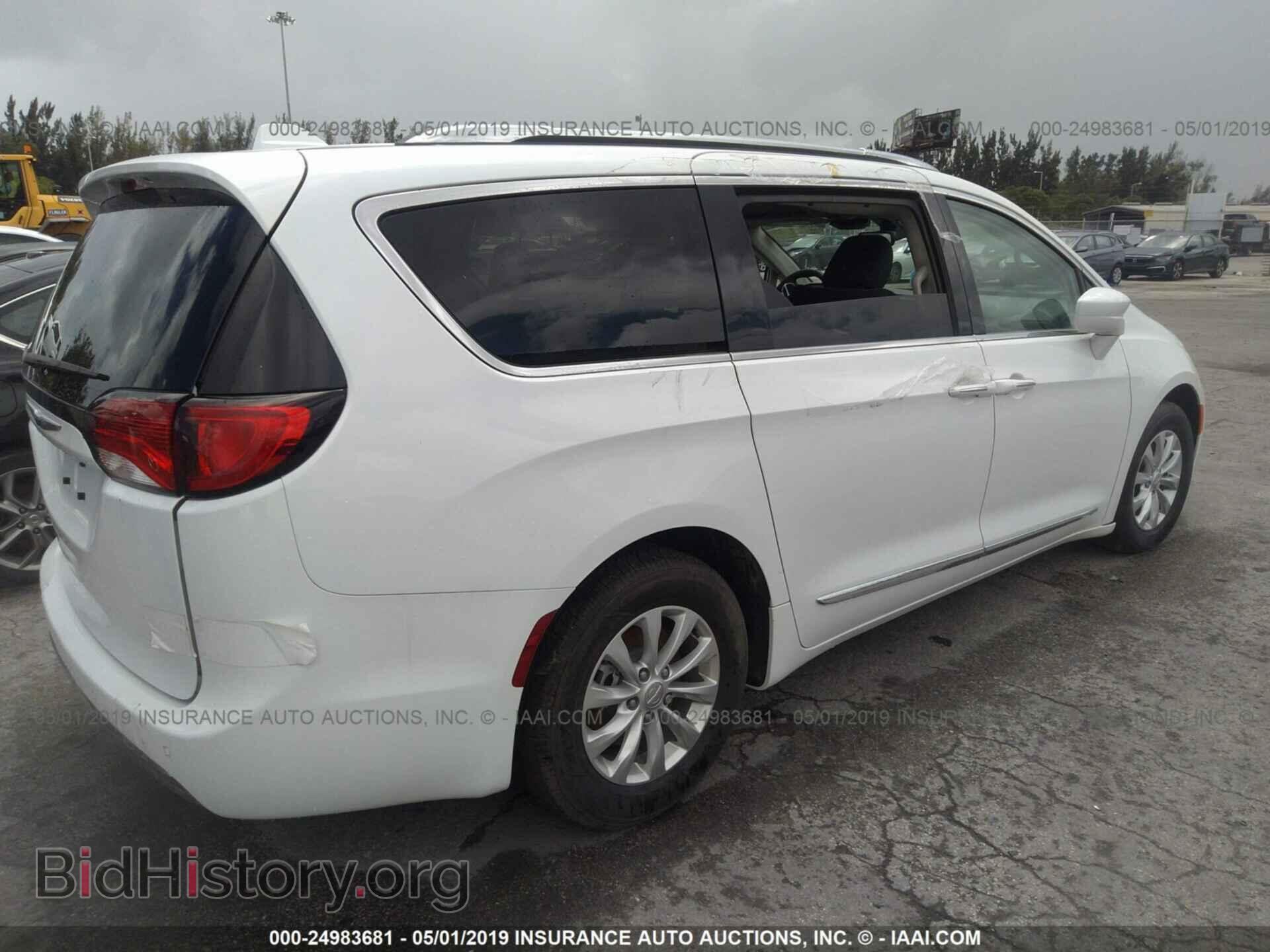 2018 CHRYSLER PACIFICA - VIN: 2C4RC1BGXJR261481 - Фото 4