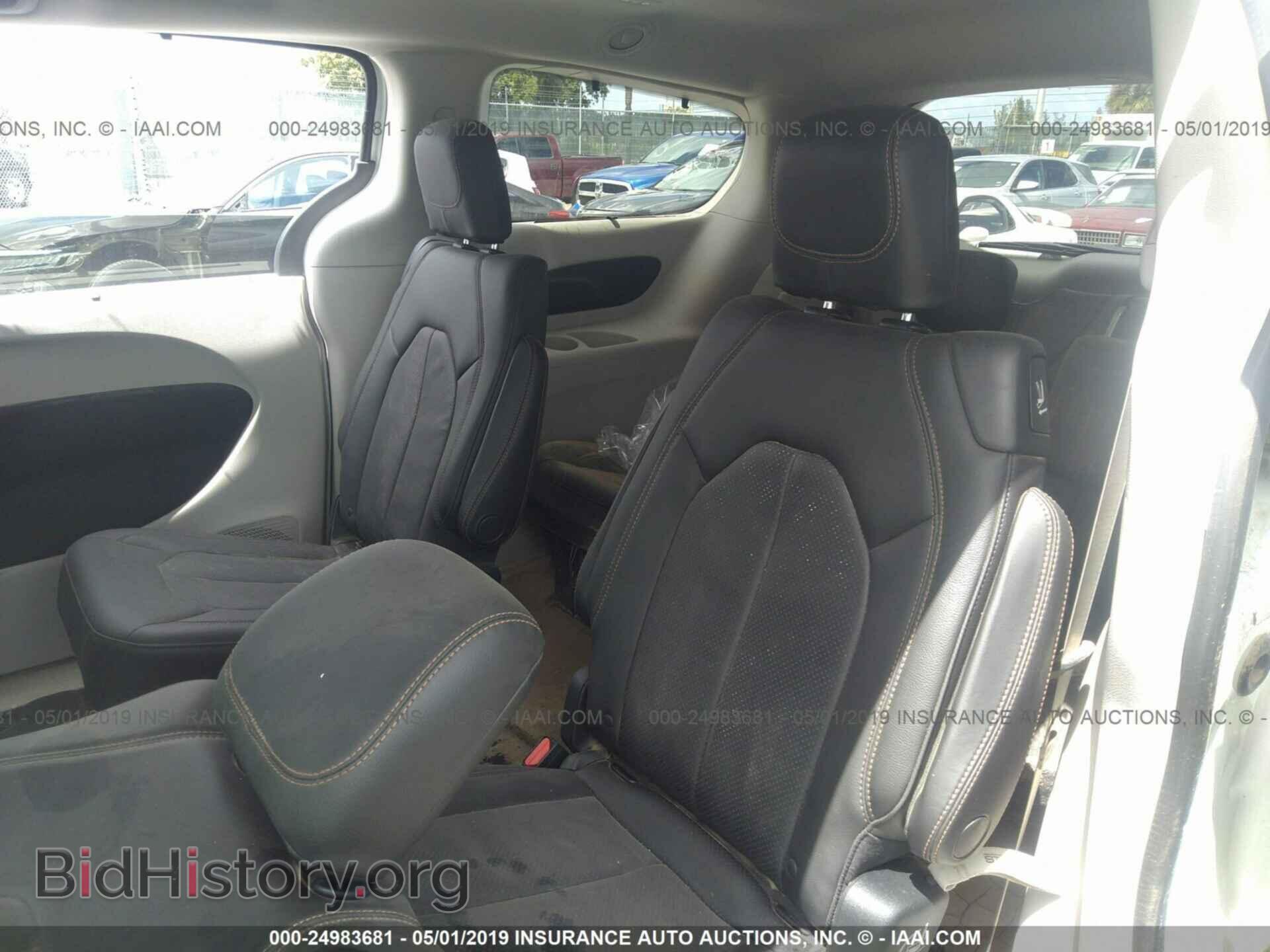 2018 CHRYSLER PACIFICA - VIN: 2C4RC1BGXJR261481 - Фото 8