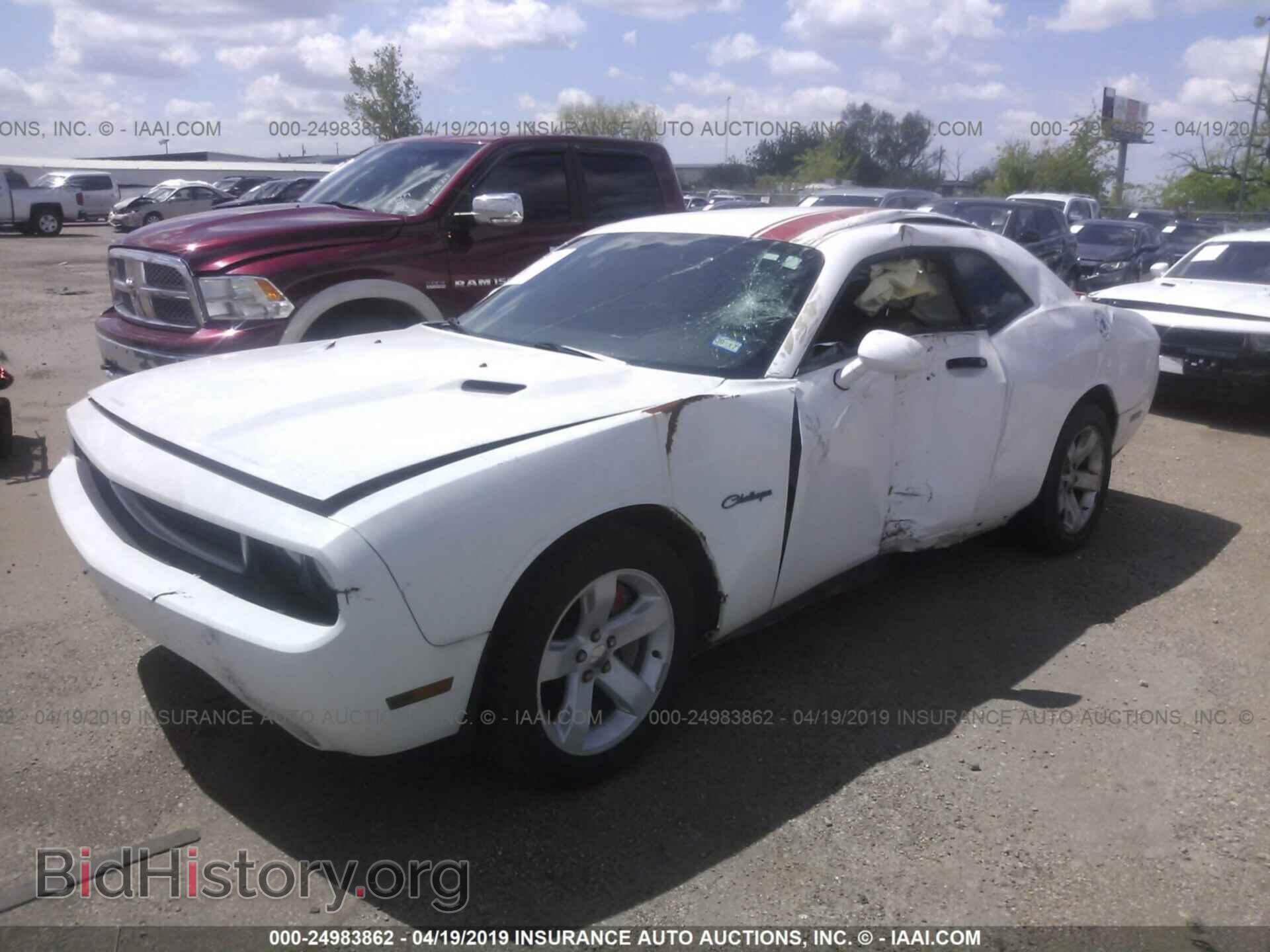2013 DODGE CHALLENGER - VIN: 2C3CDYAGXDH724778 - Photo 2